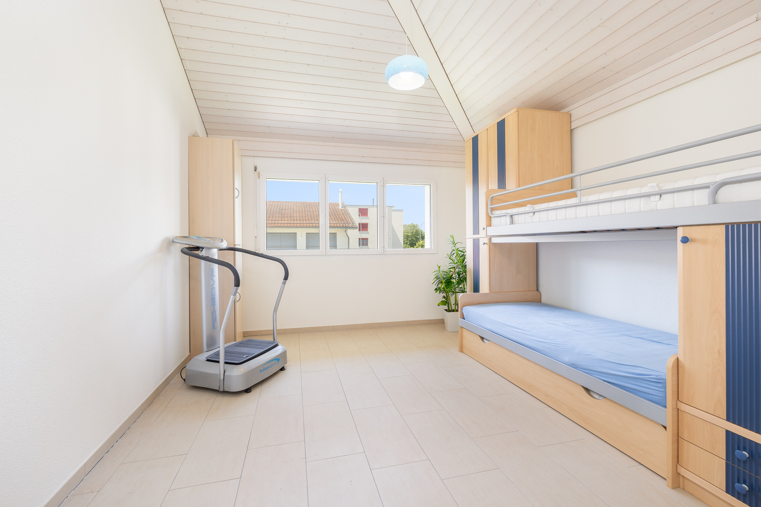 Interior view 5