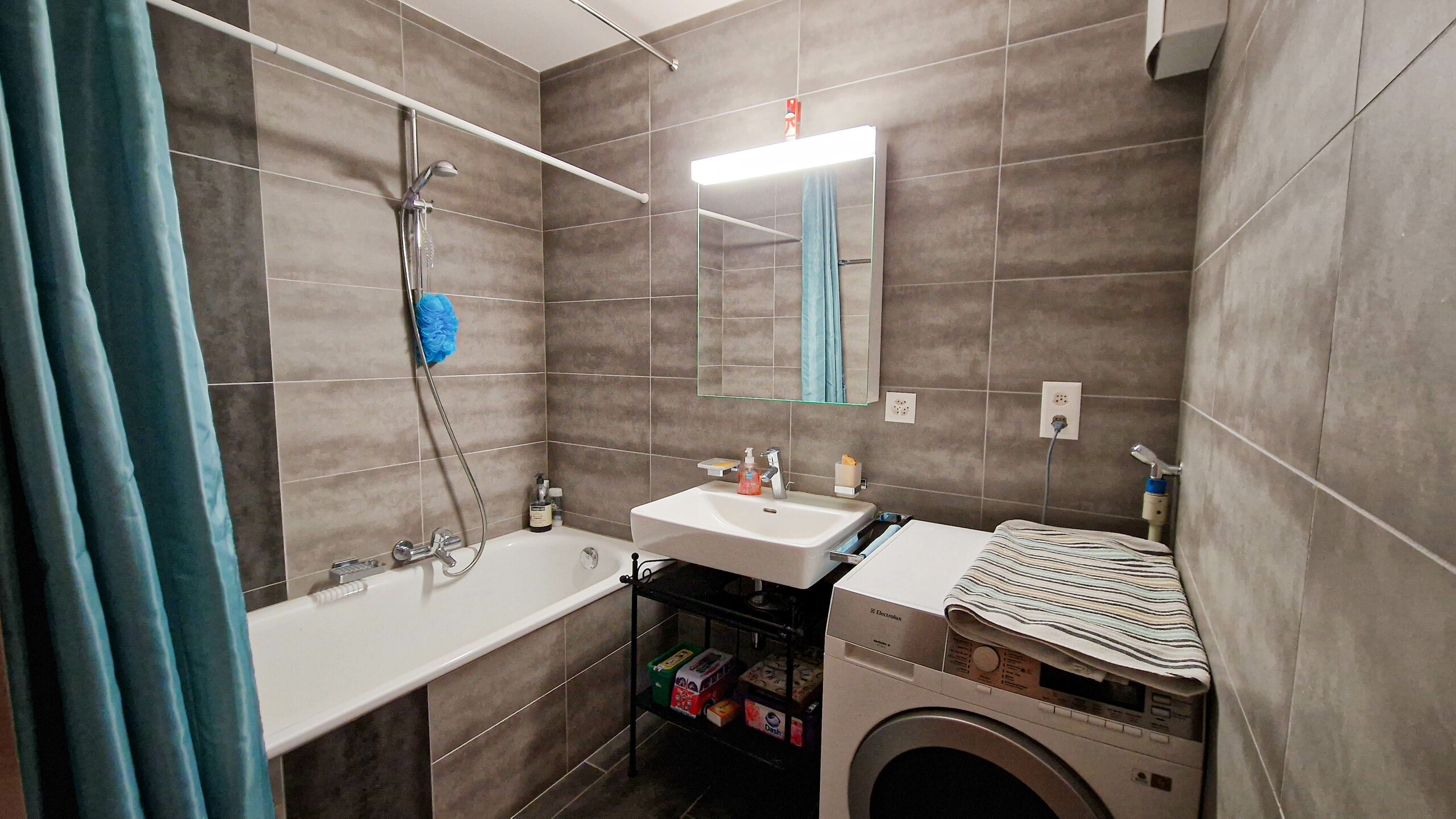 Photo 9