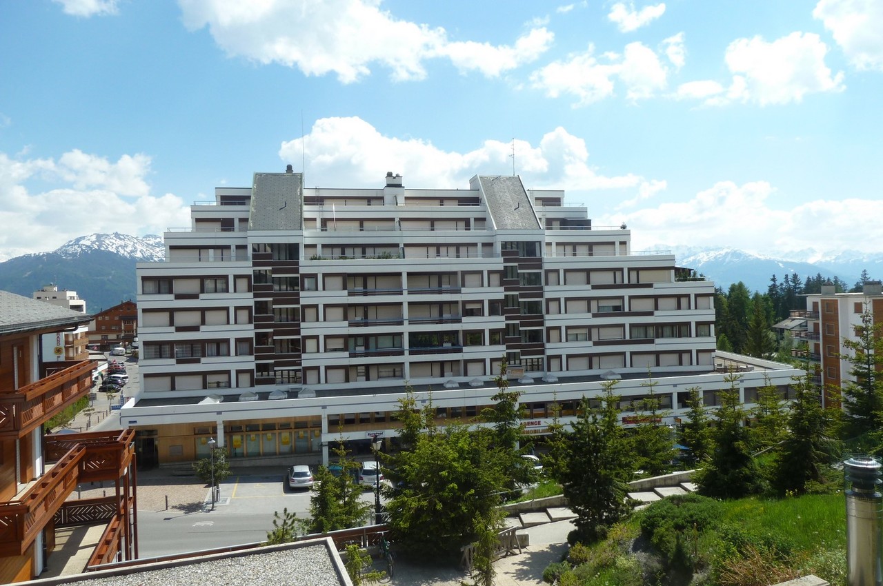 Continental, 5 pièces, rez-supérieur 