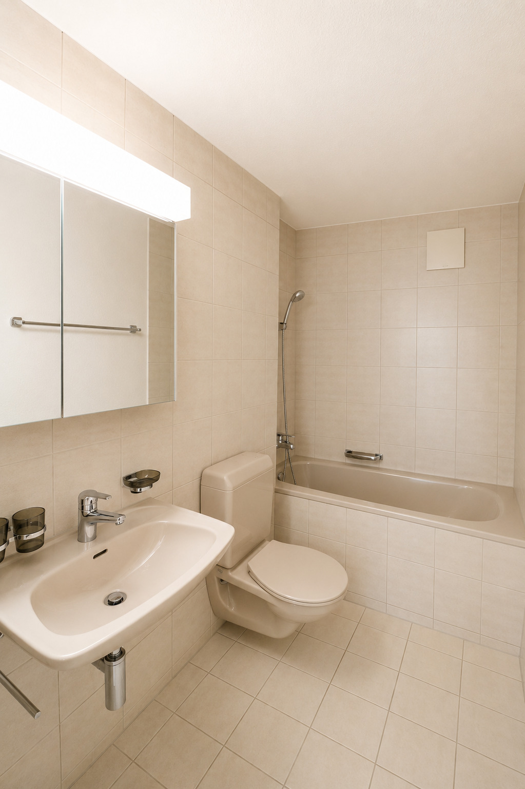 Interior view 4