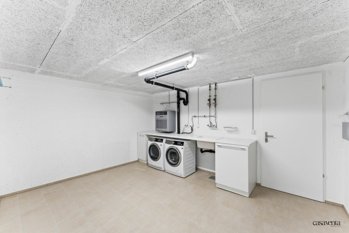 Hobby-/ Hauswirtschaftsraum Hobby-/ Hauswirtschaftsraum