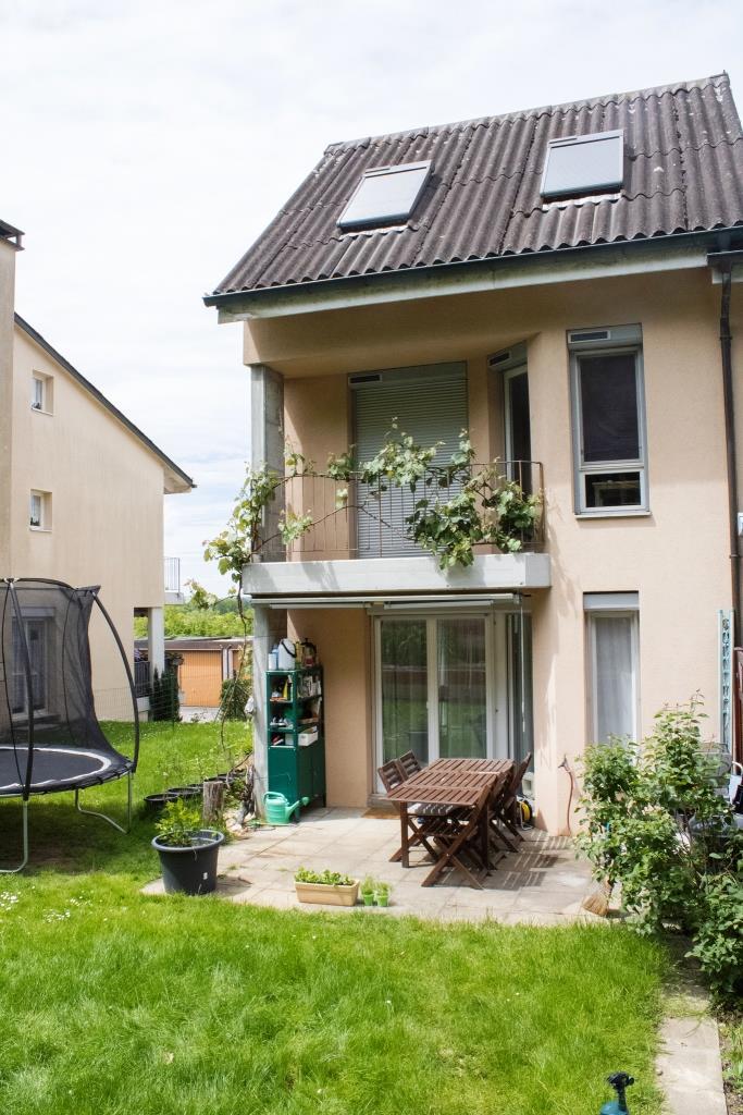 Aussenansicht von hinten Aussenansicht von hinten