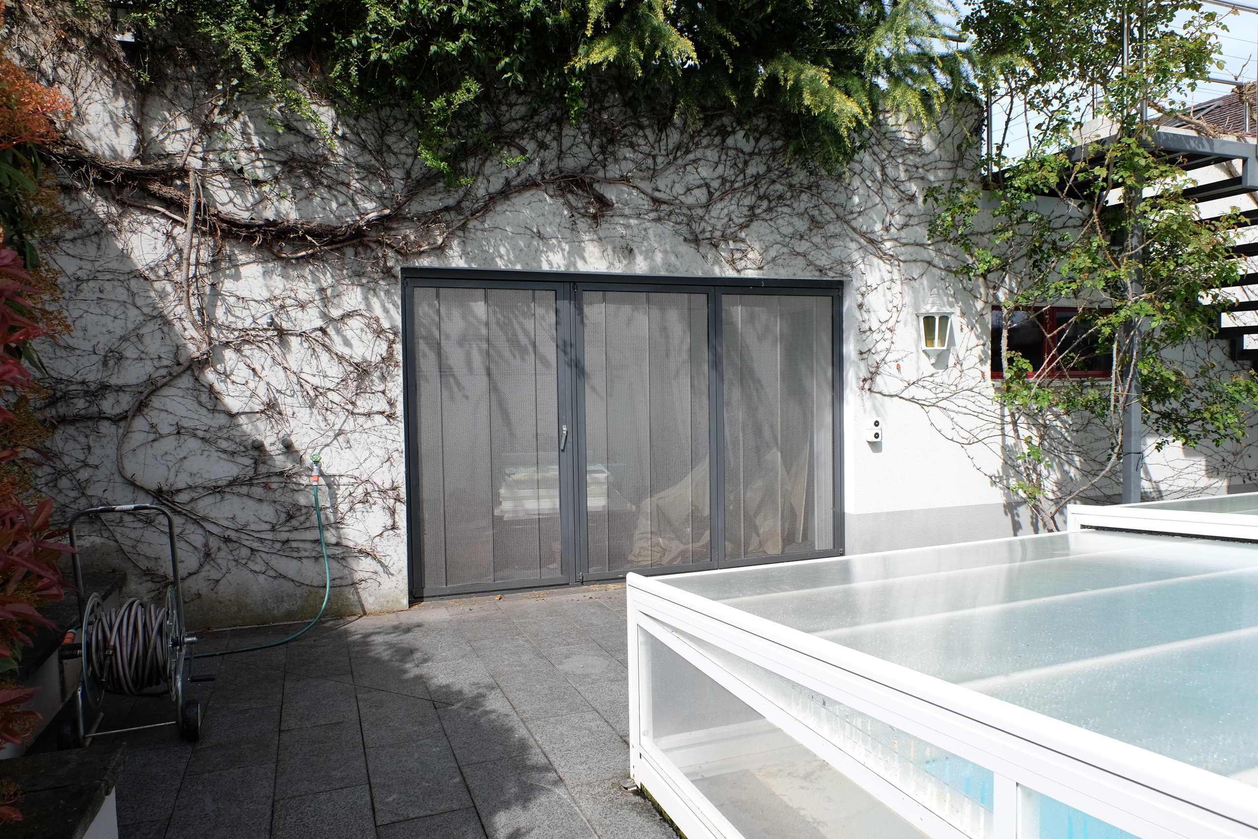 Geräteraum / Aussenreduit Geräteraum / Aussenreduit