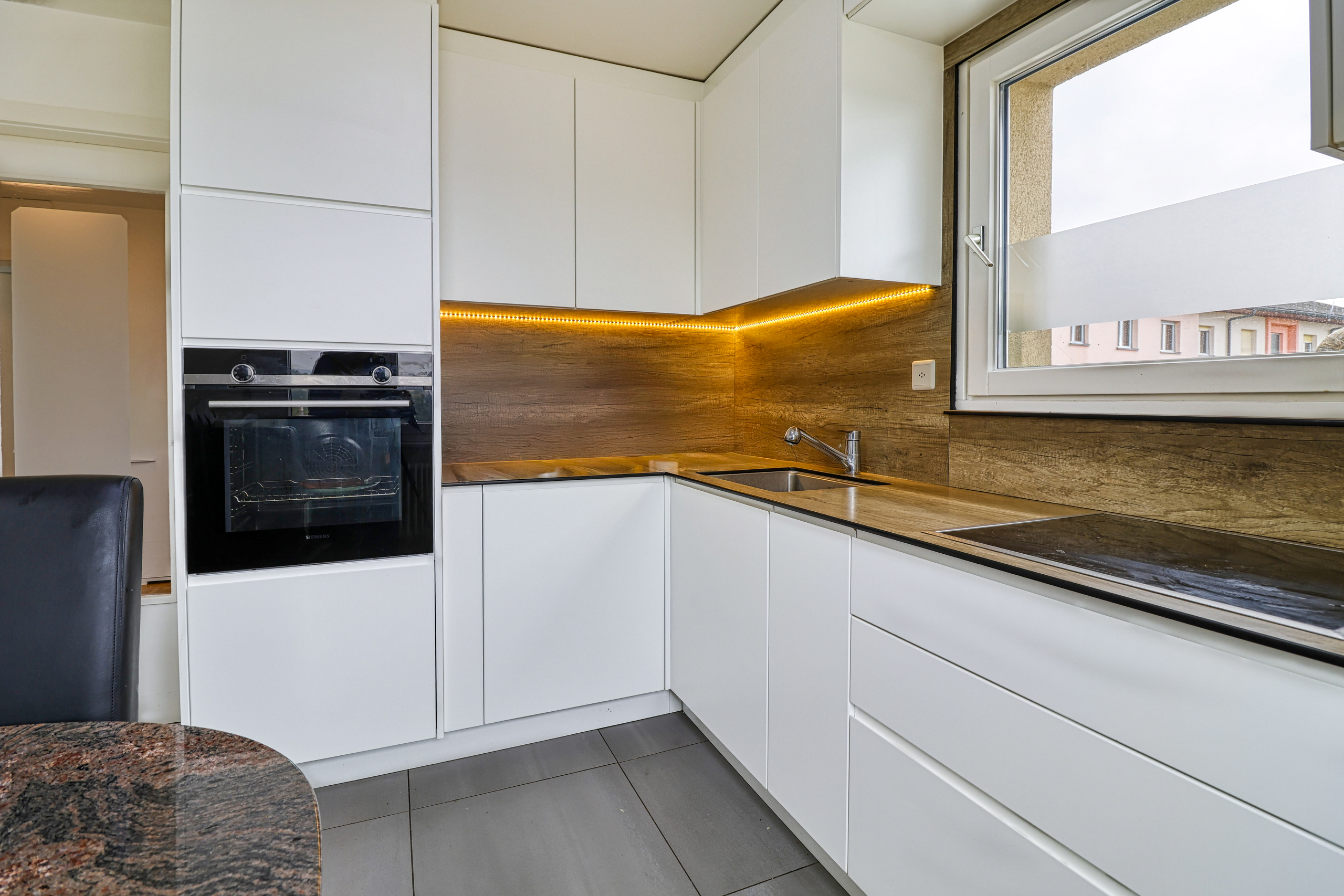Interior view 12