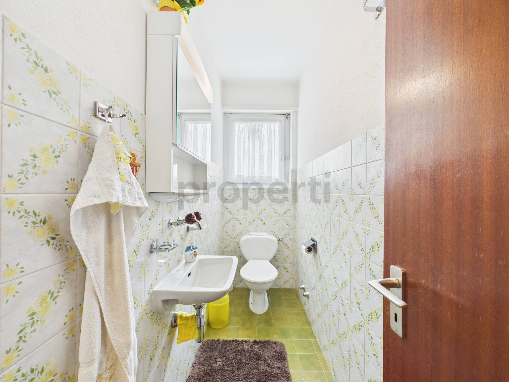 Photo 12