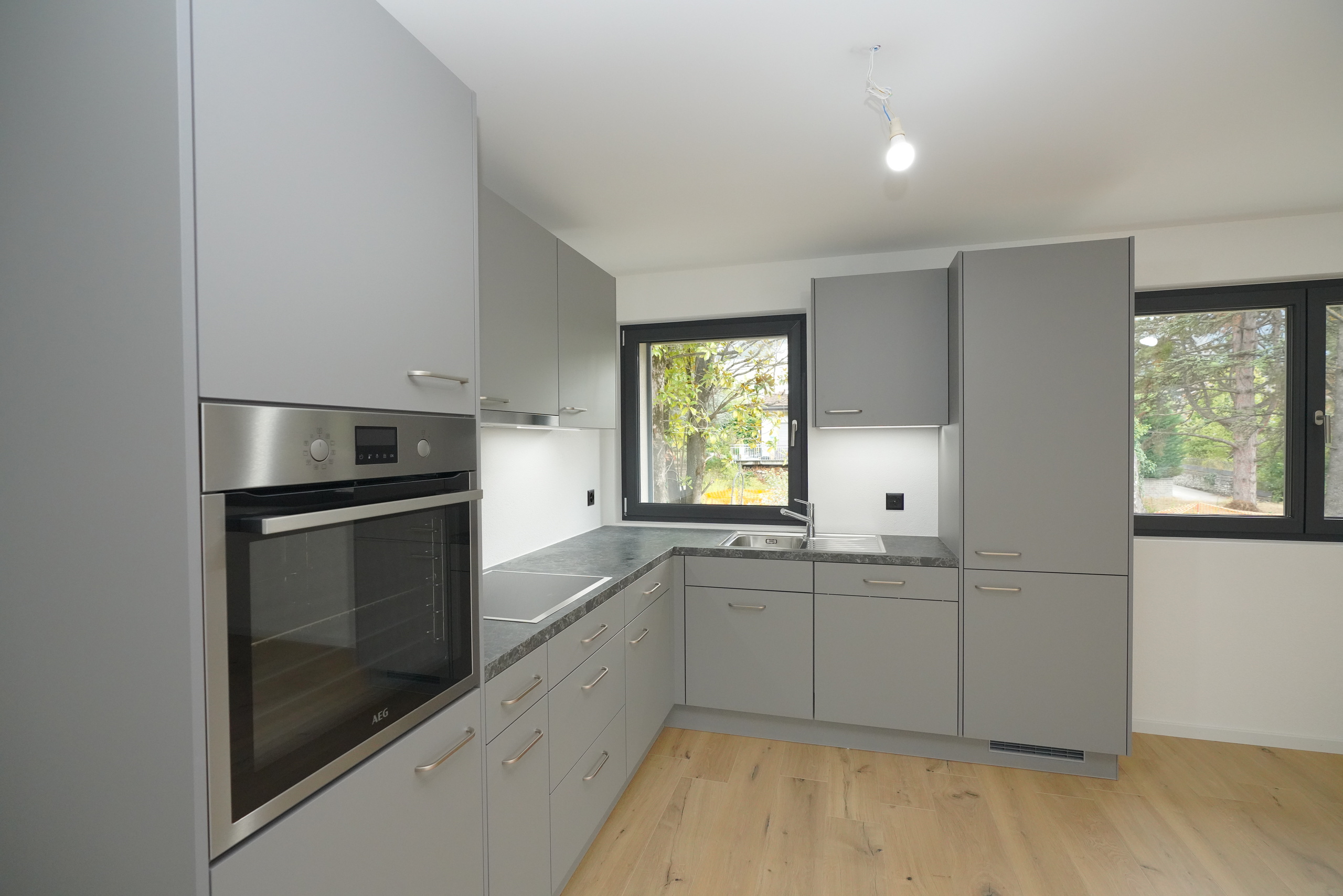 Interior view 4