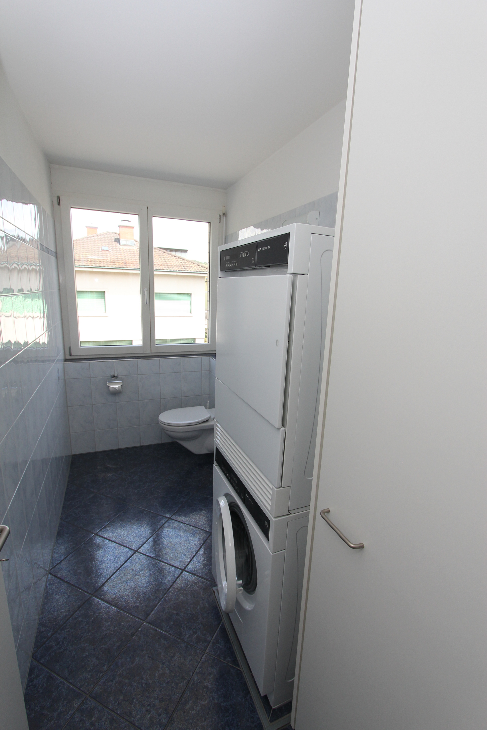 Interior view 5