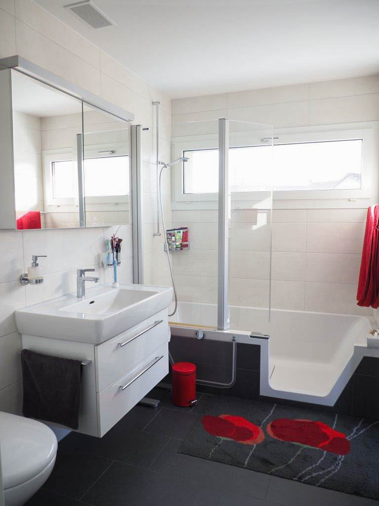 Interior view 10