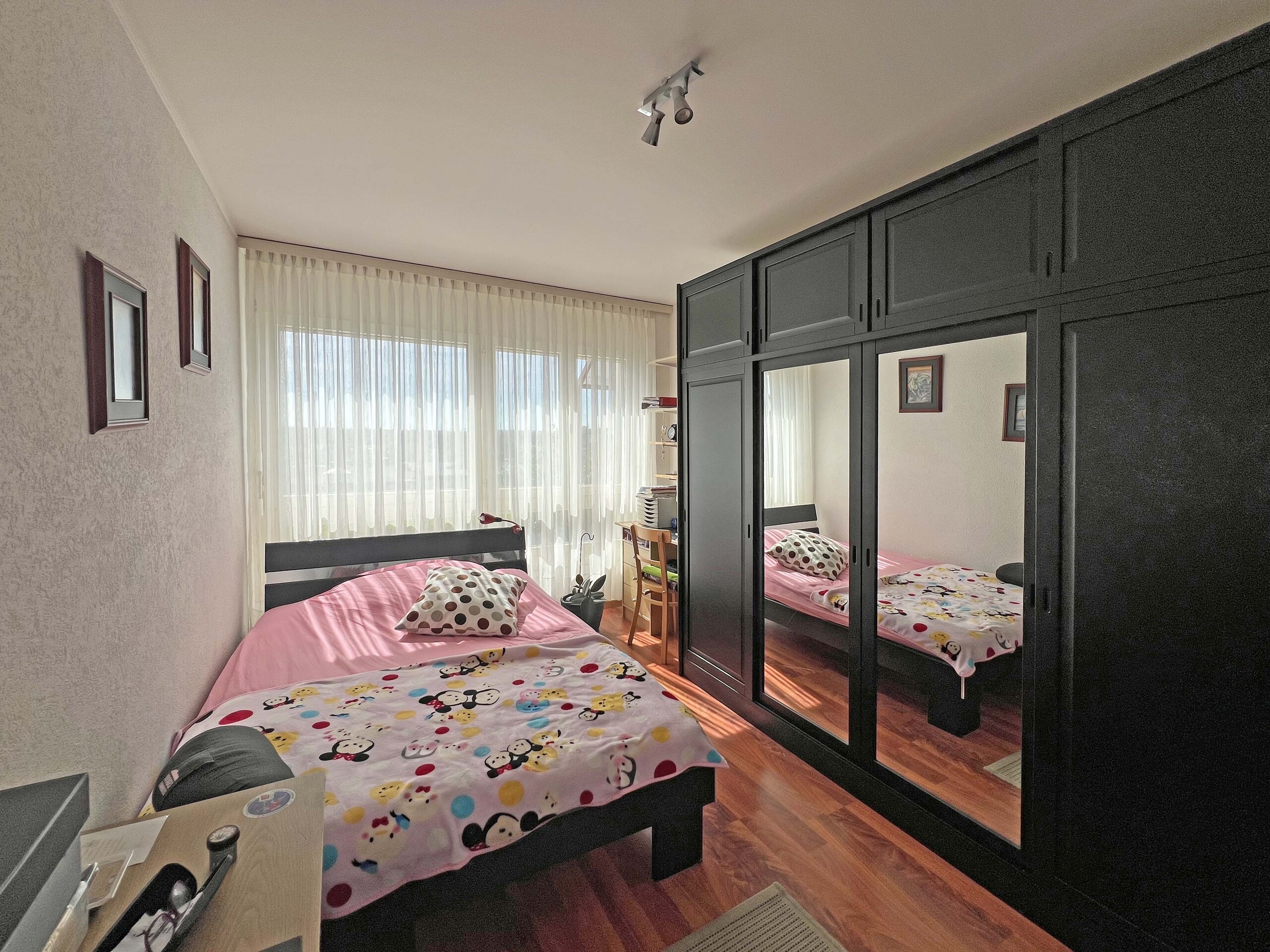 Étage - Chambre à coucher (OUEST)