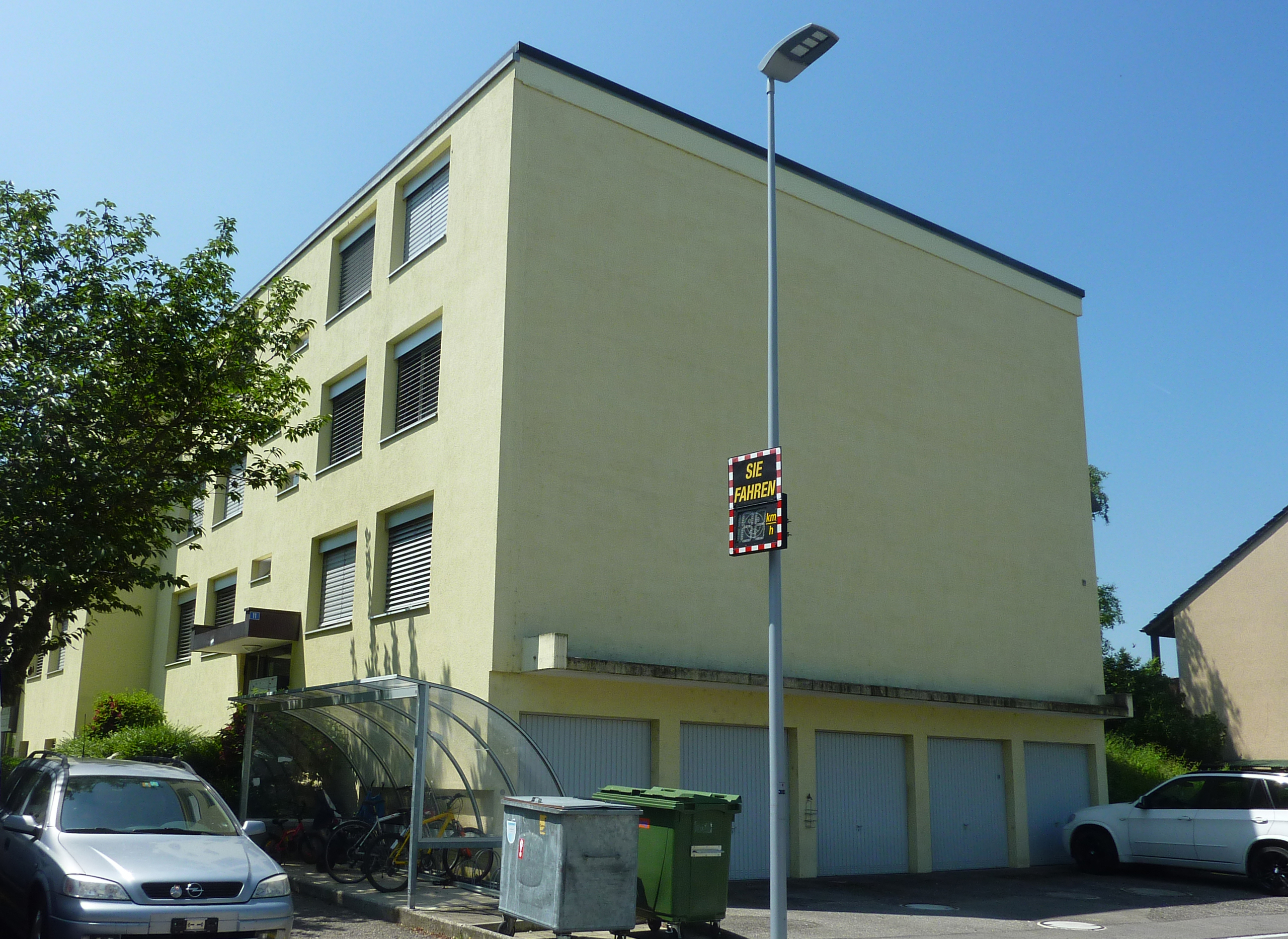 Photo 4