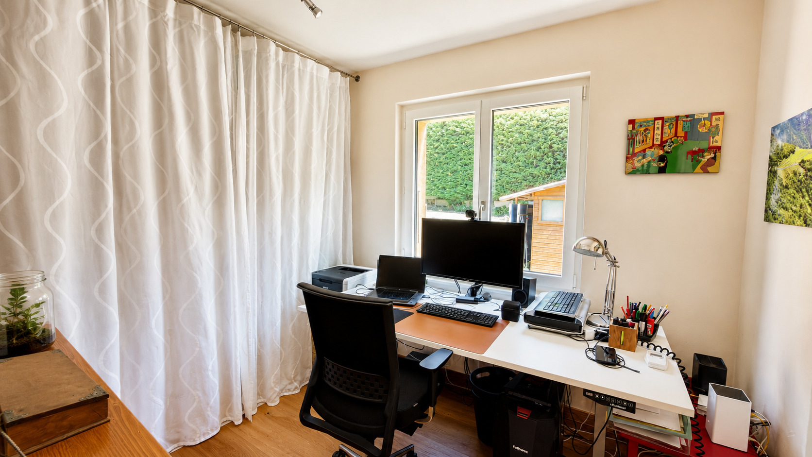 Interior view 6