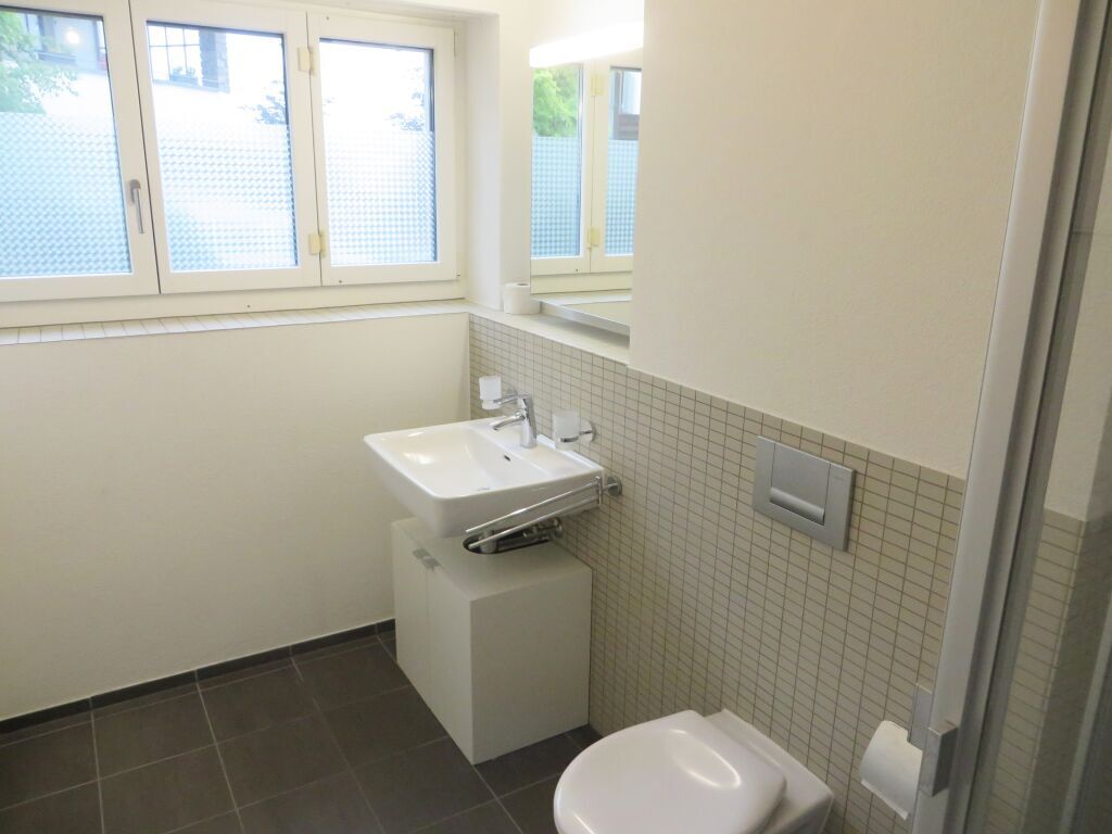 Nasszelle mit Dusche Nasszelle mit Dusche