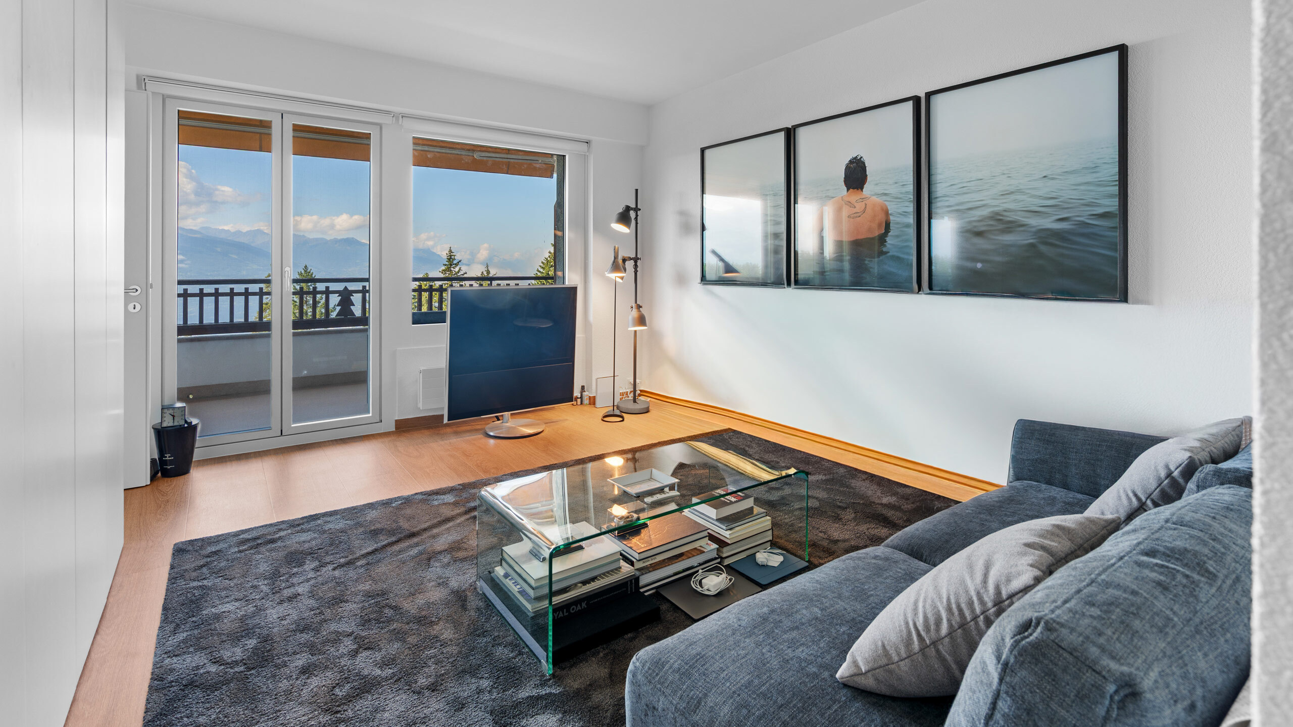 Chambre secondaire avec vue sur Sud sur les Alpes Chambre secondaire avec vue sur Sud sur les Alpes