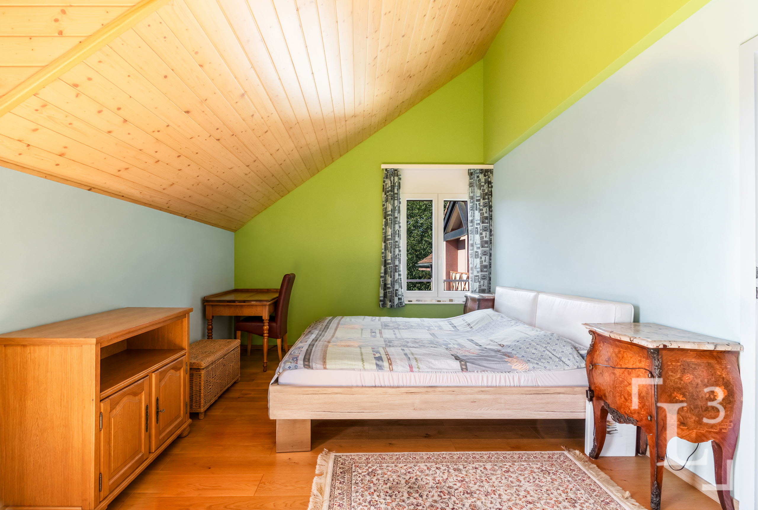 Chambre 2 (1er étage)