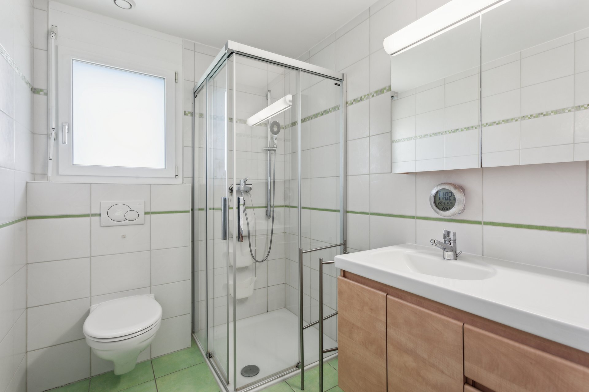 WC invités / douche au rez-de-chaussée