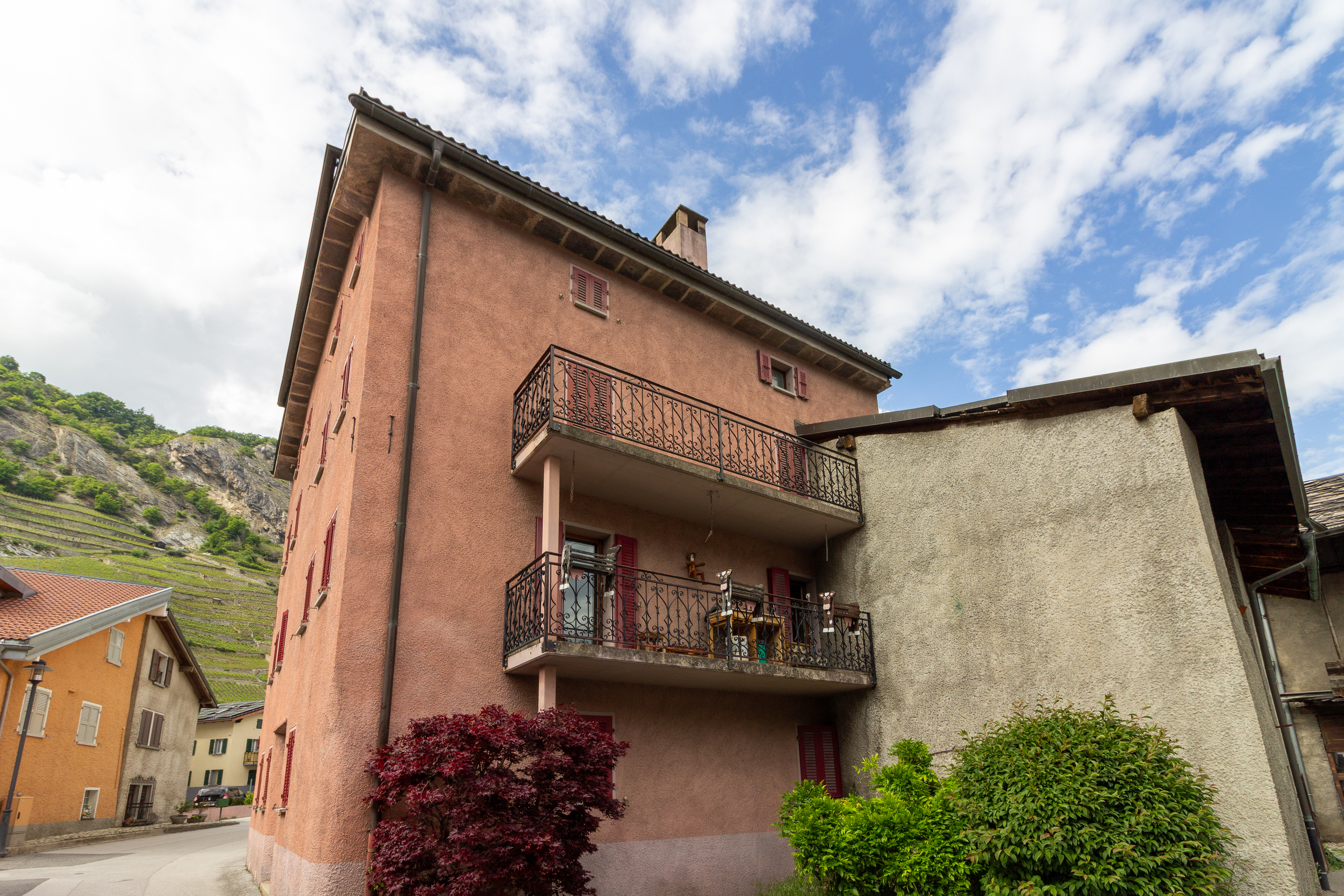 Exterior view 1