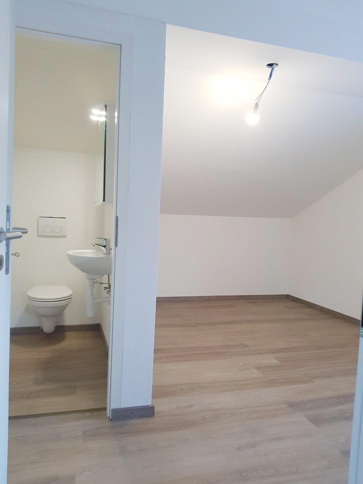 Chambre-à-coucher avec WC attenant