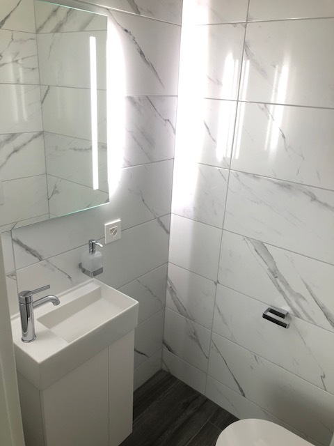 WC VISITEUR 3.5 PCS. WC VISITEUR 3.5 PCS.