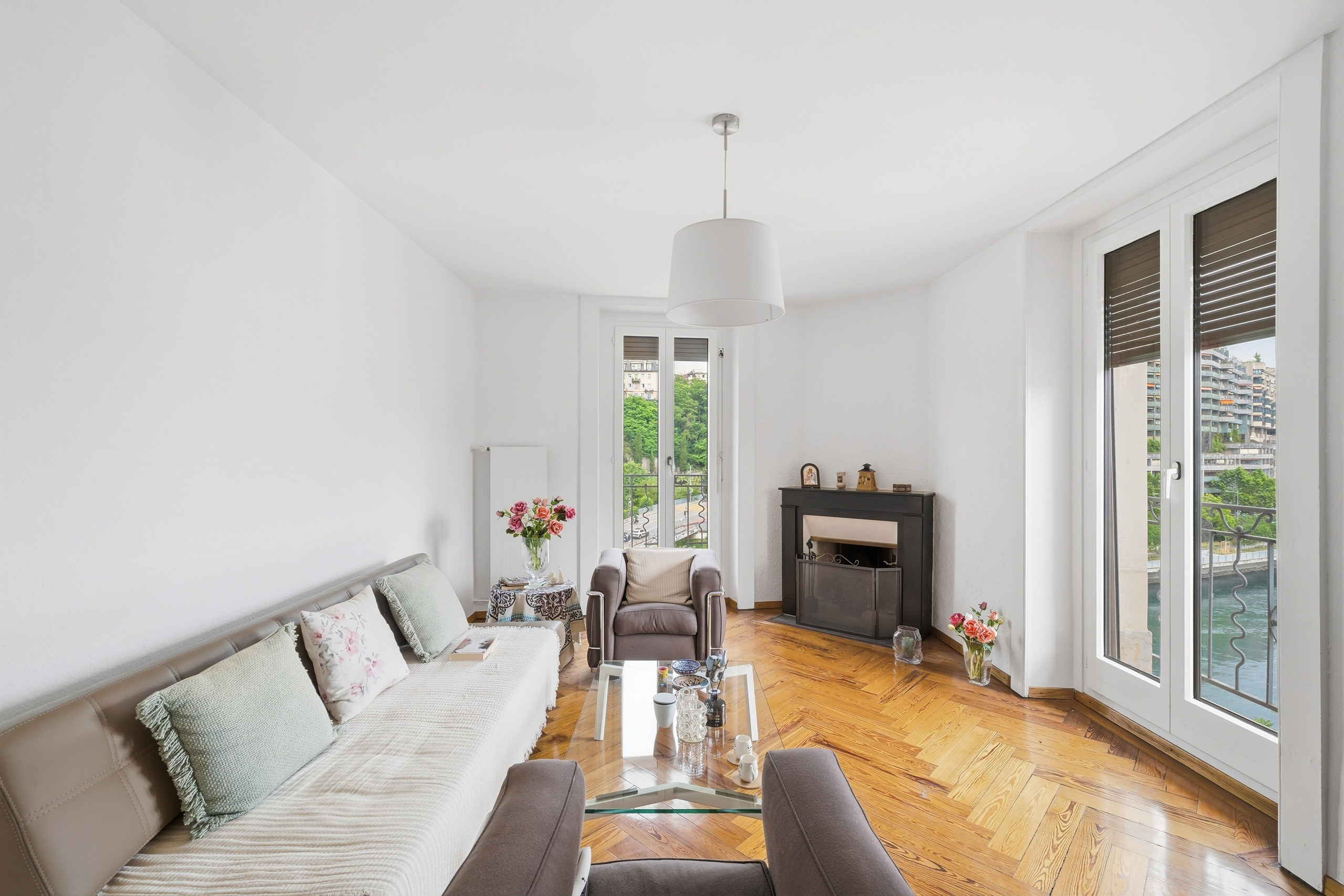 Interior view 3