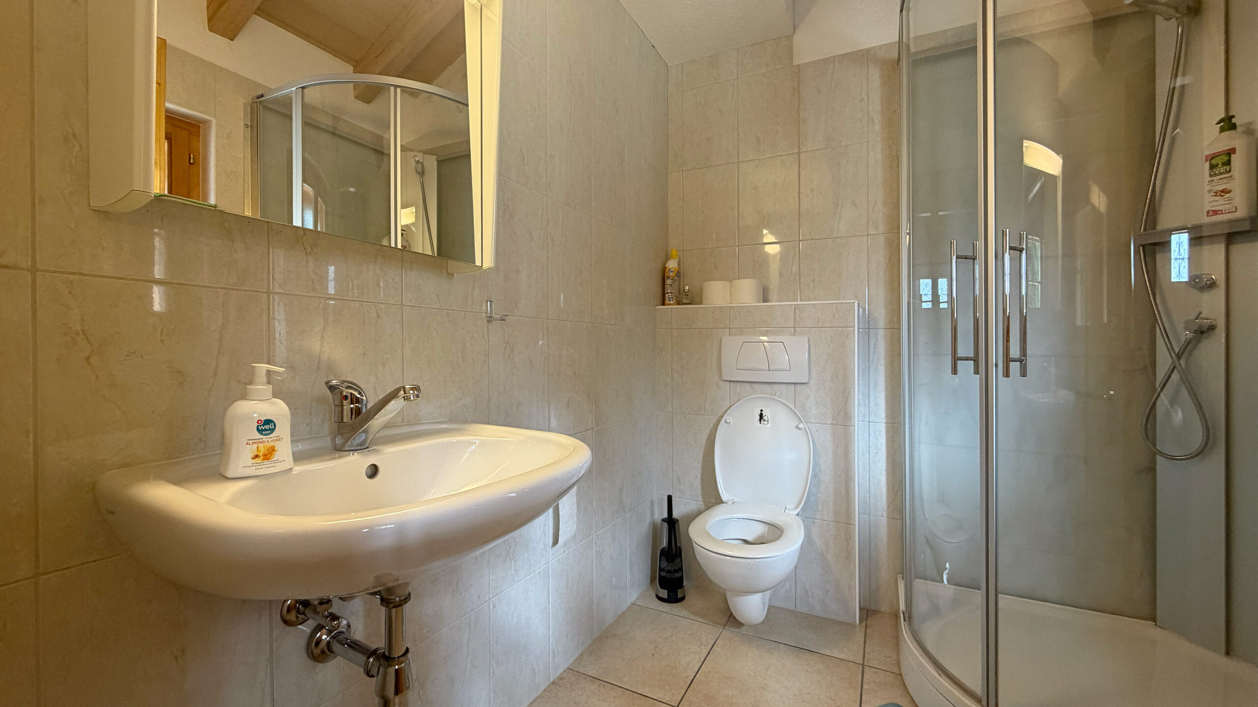 Interior view 8