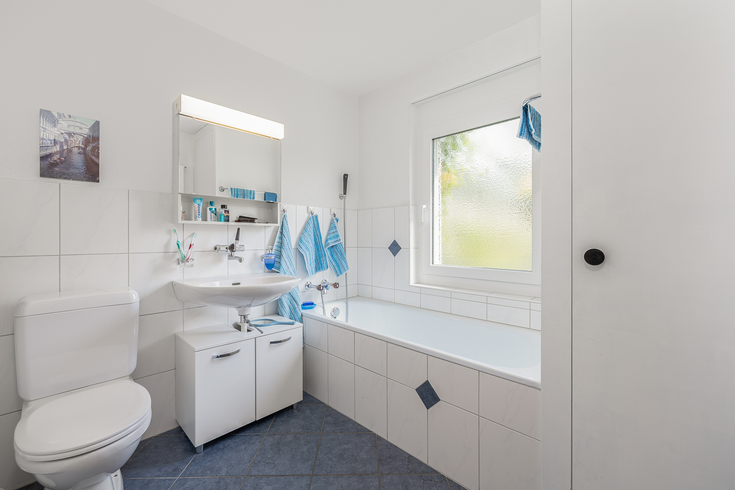 [!form_picture_interior_big!] 2