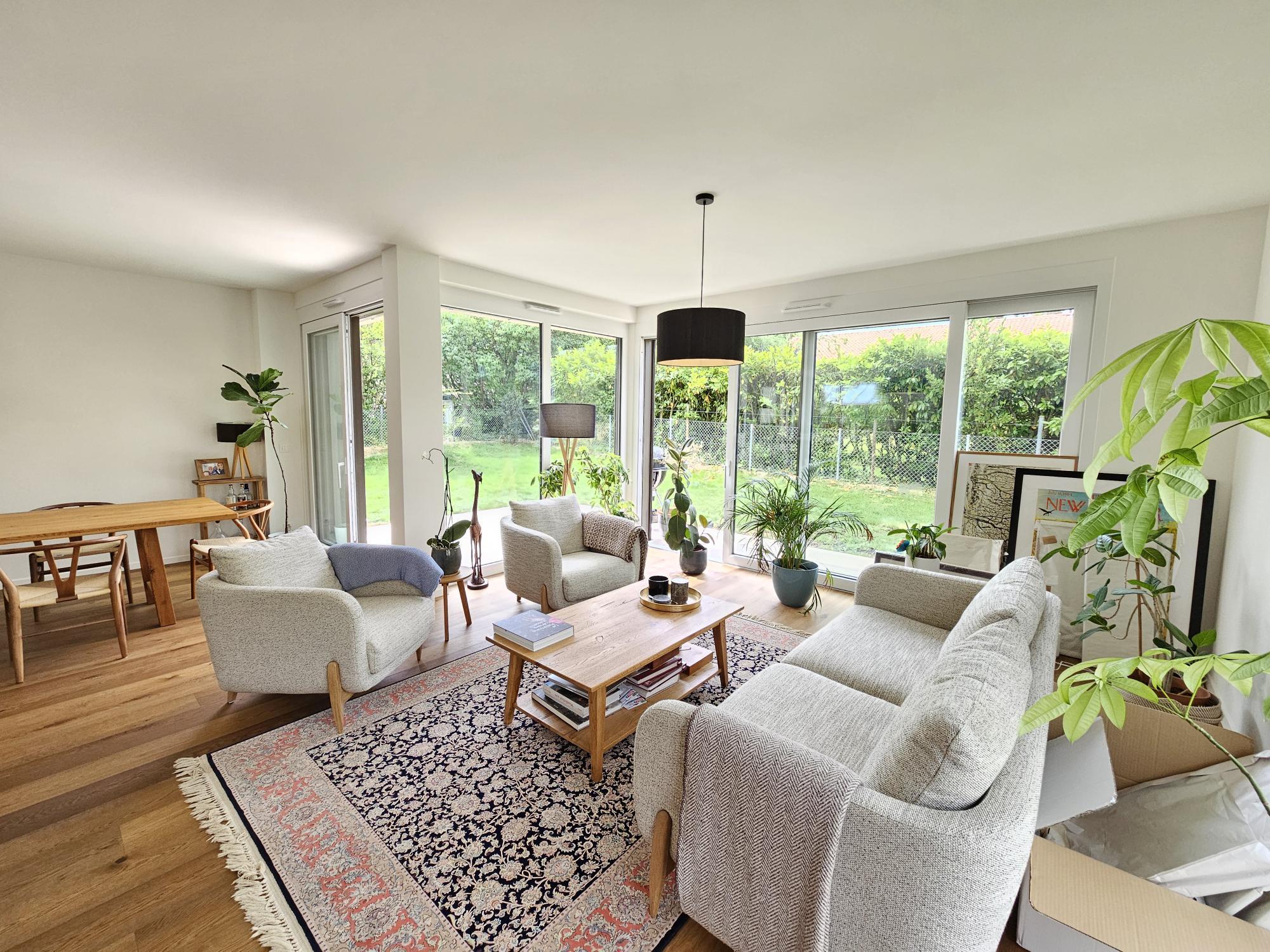 Interior view 2