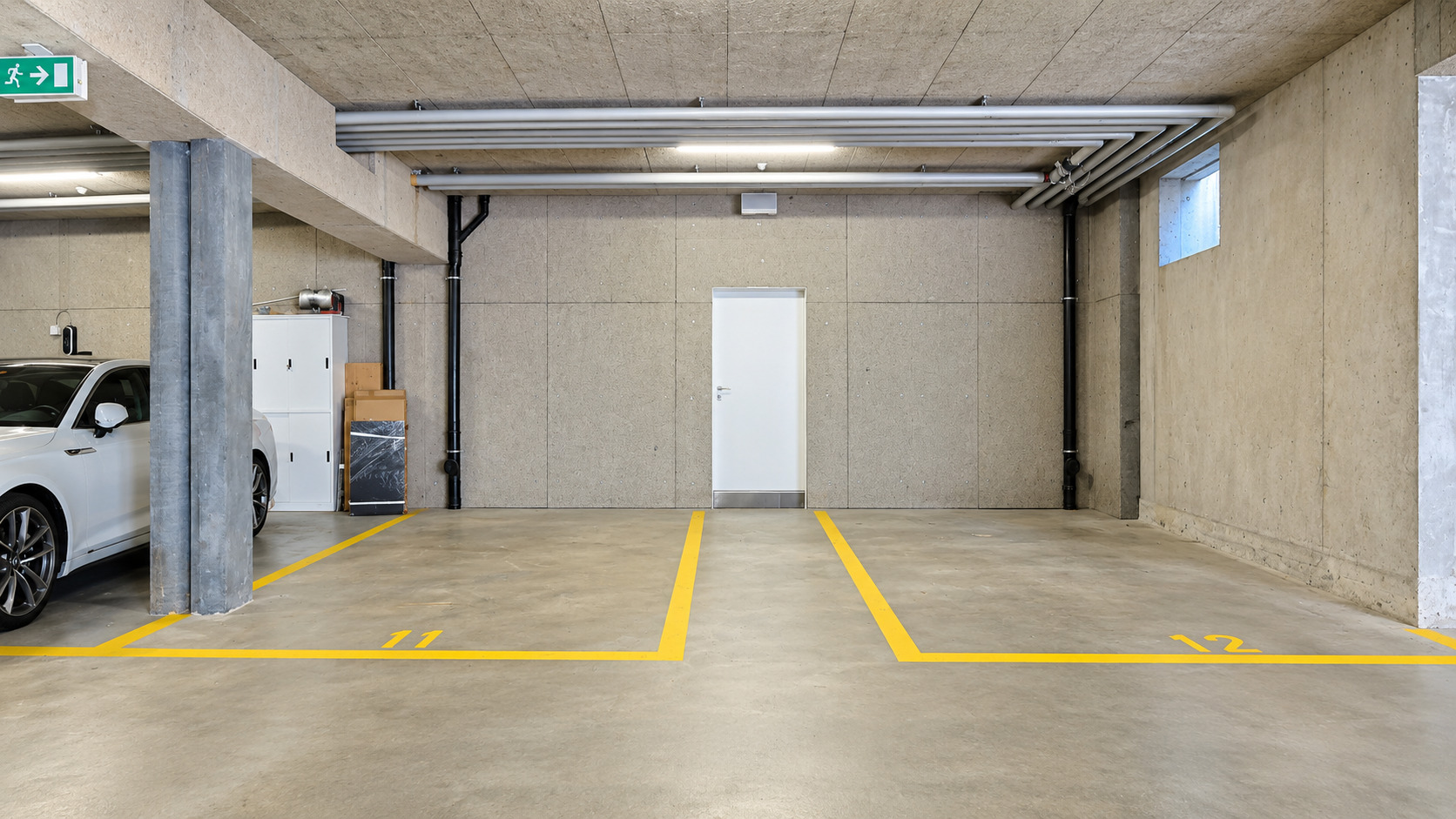Interior view 12