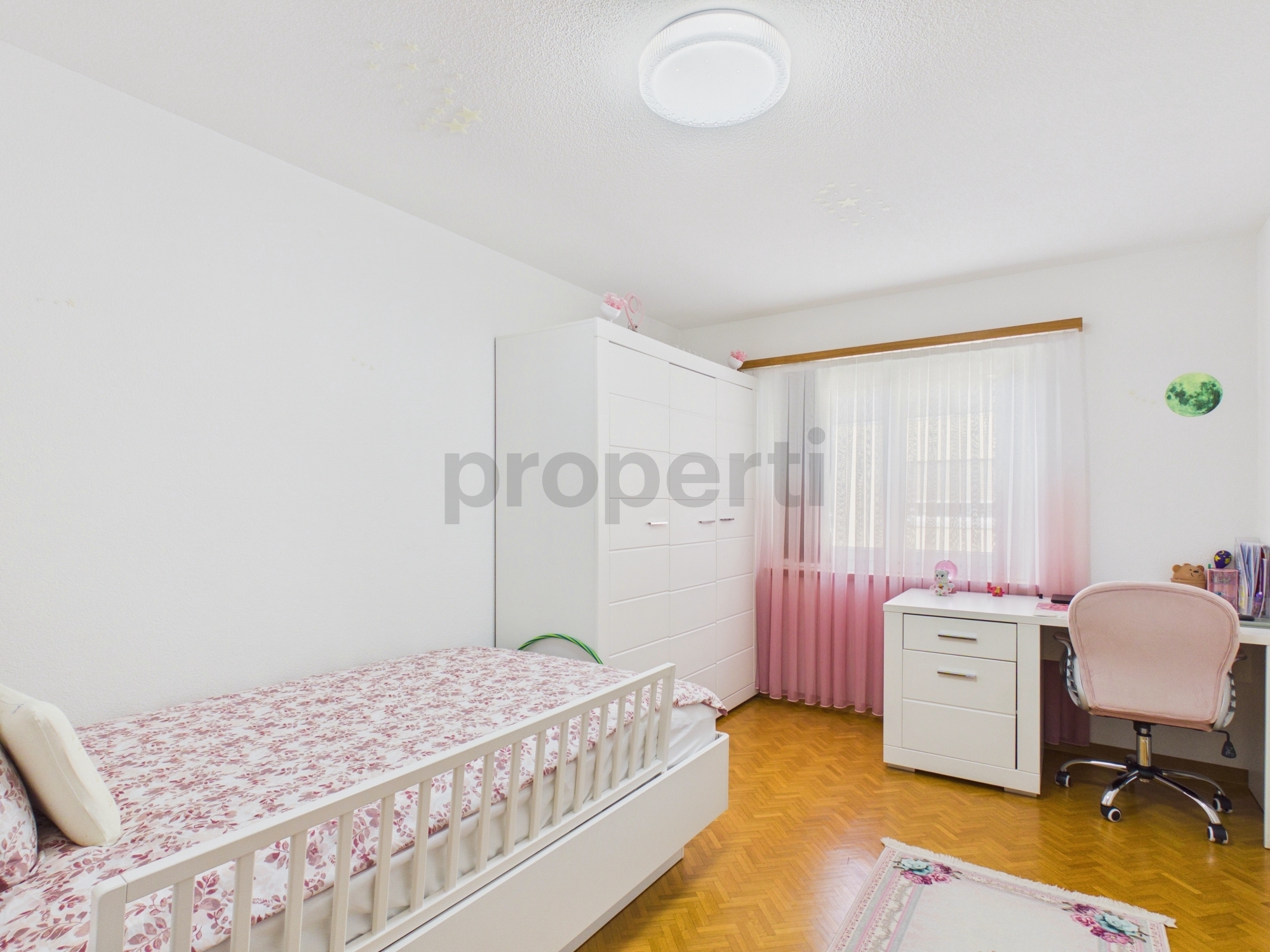 Picture 8