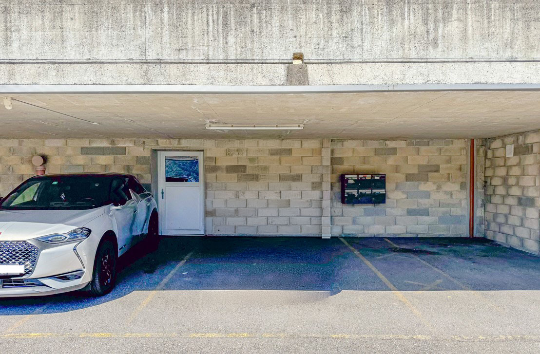 Place de parc couverte Place de parc couverte