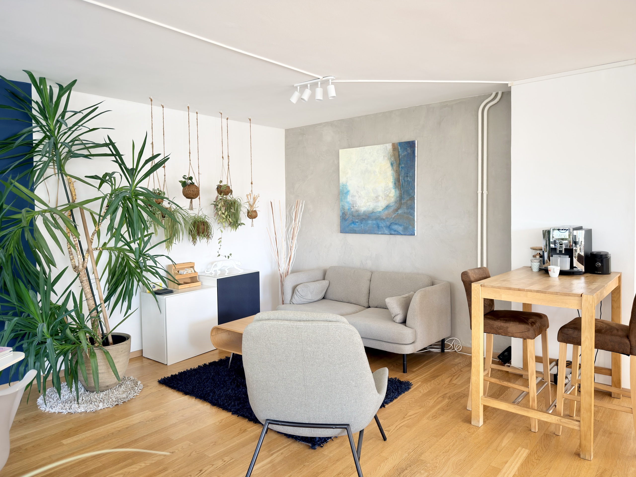 Interior view 1