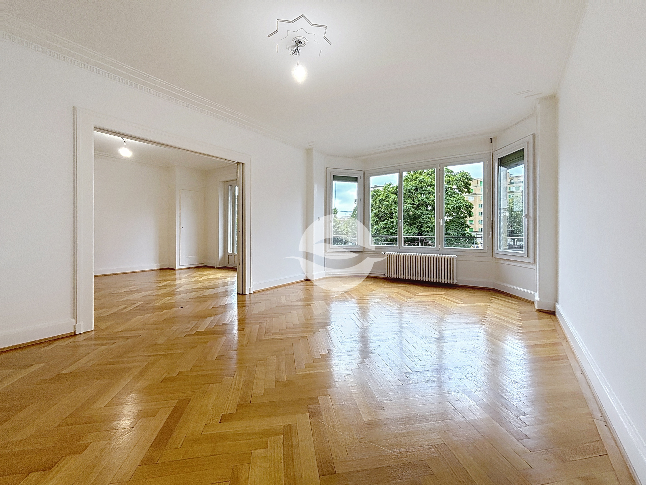 Salon et salle à manger en enfilade