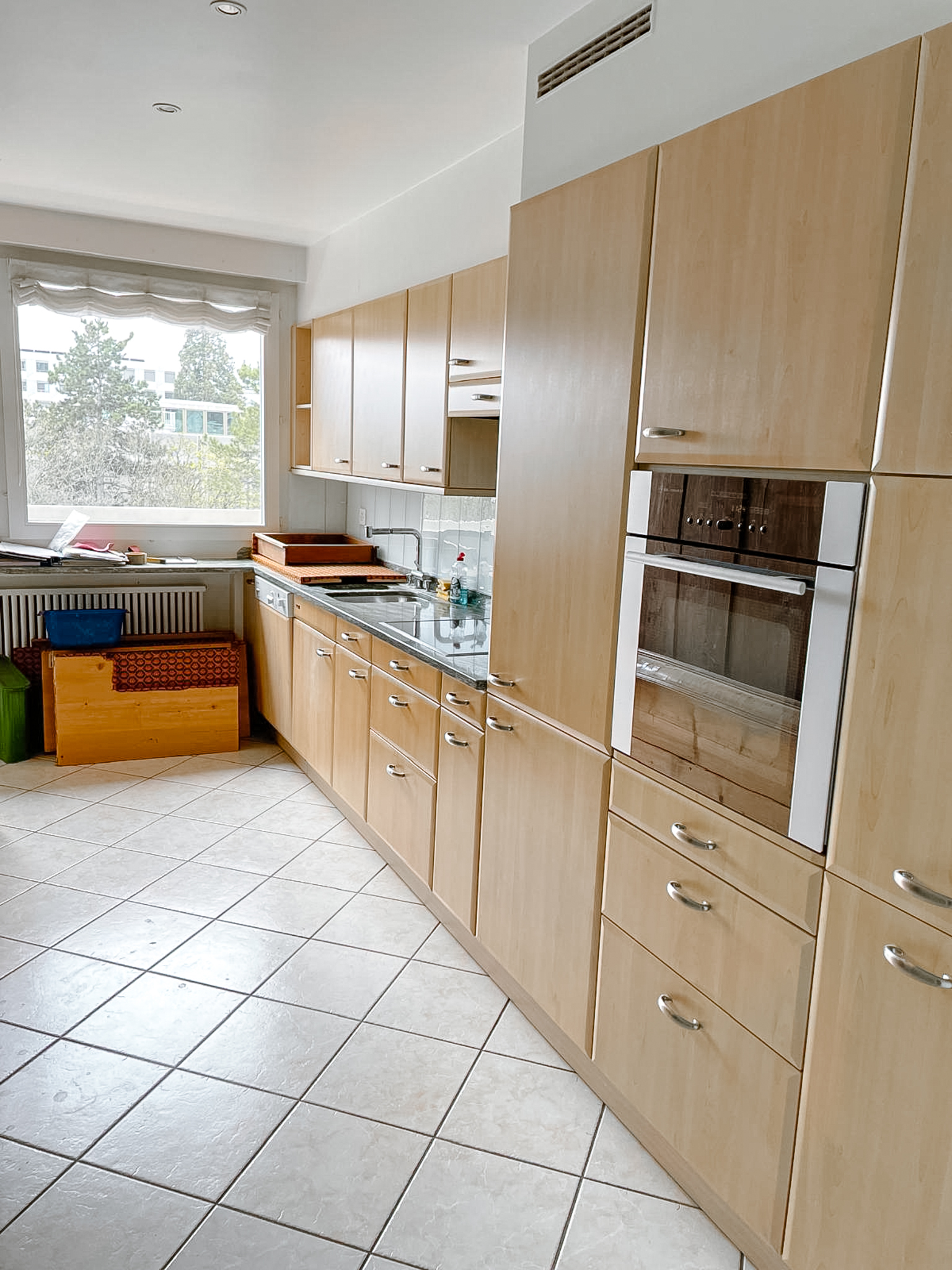 Interior view 4