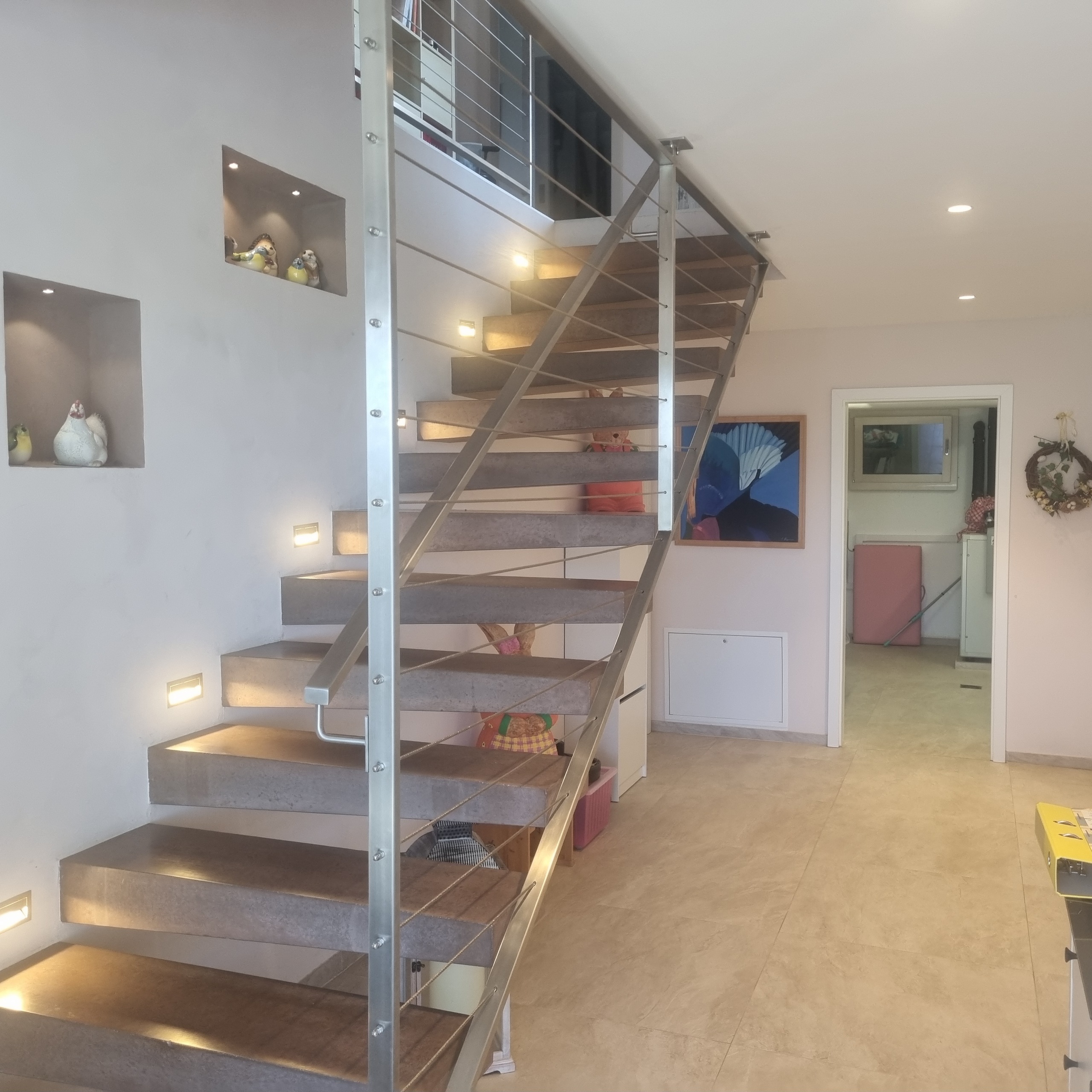 Interior view 4