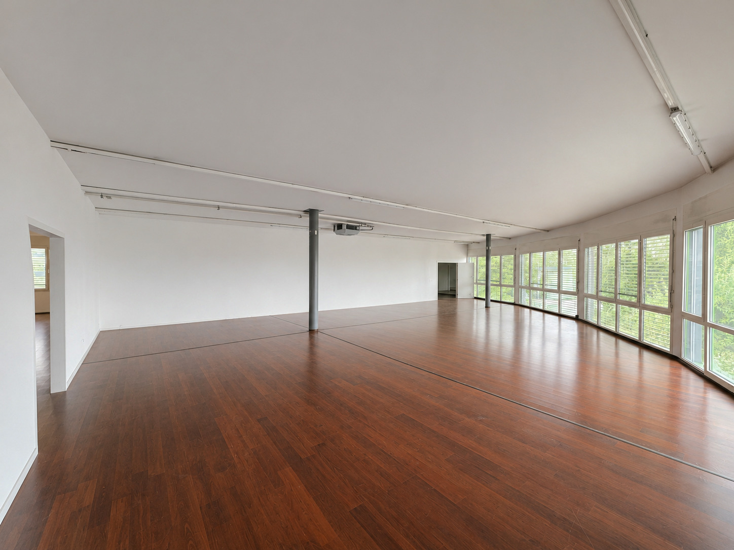 Interior view 4