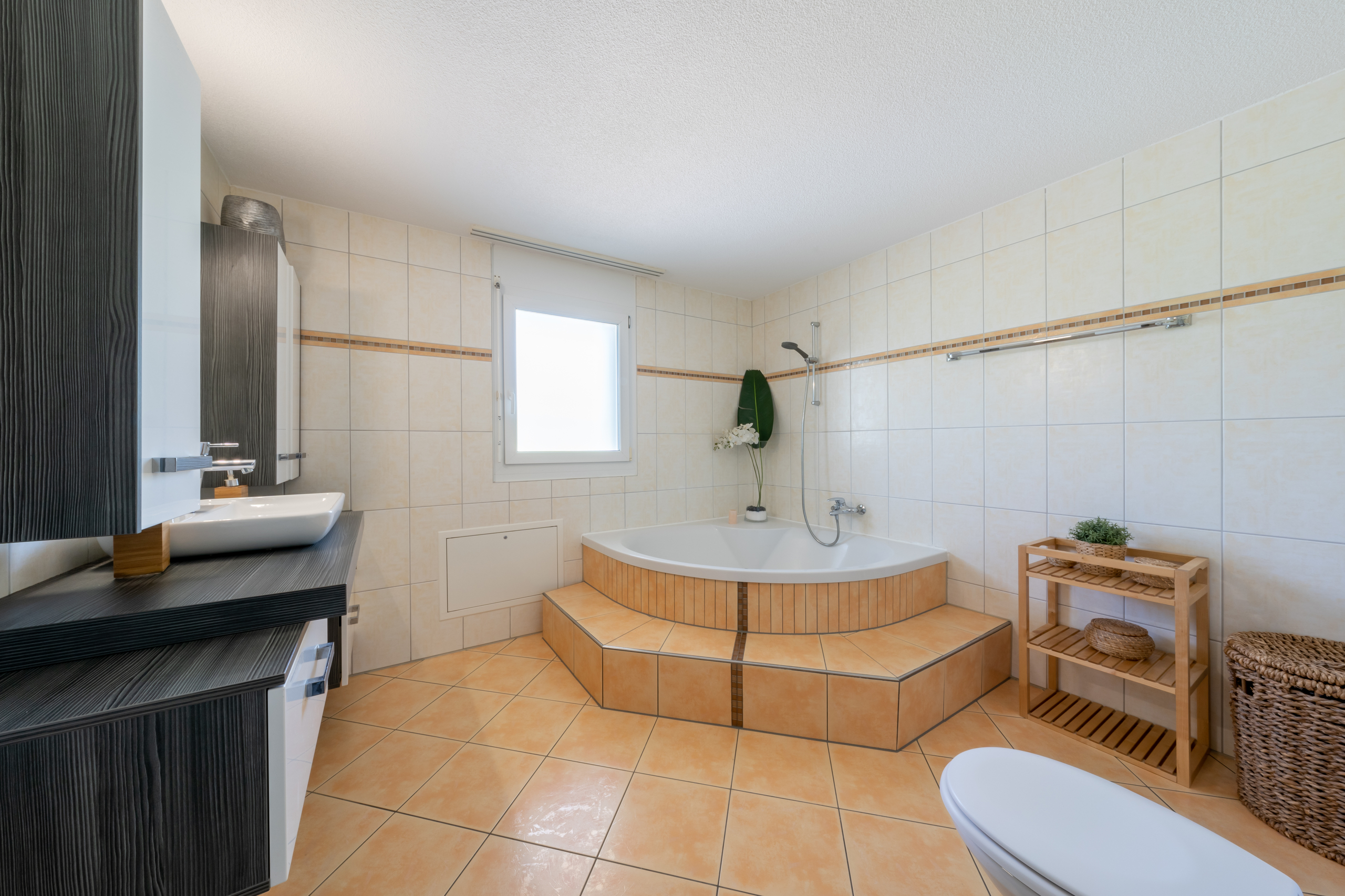 Badezimmer / Obergeschoss Badezimmer / Obergeschoss