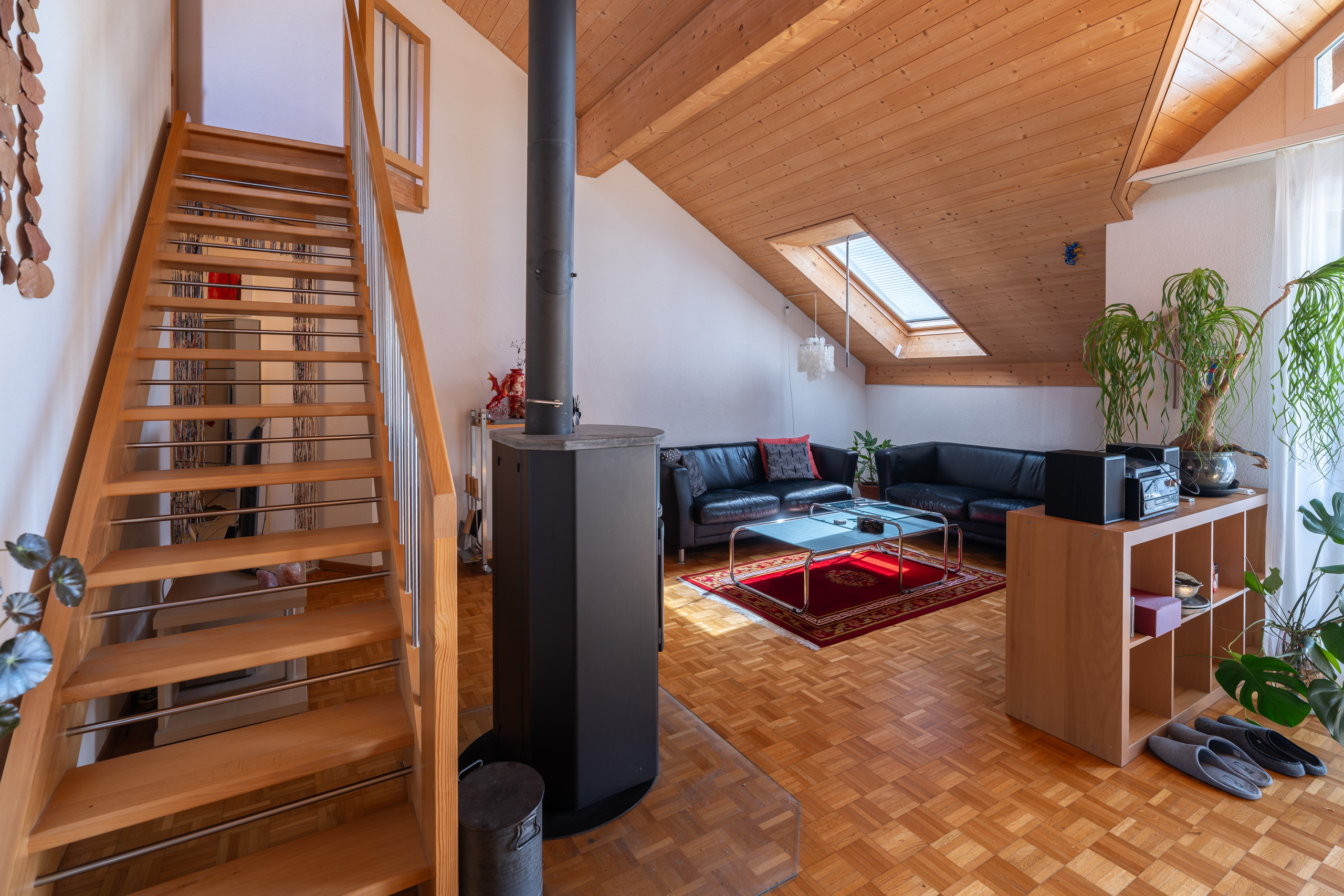 Interior view 9