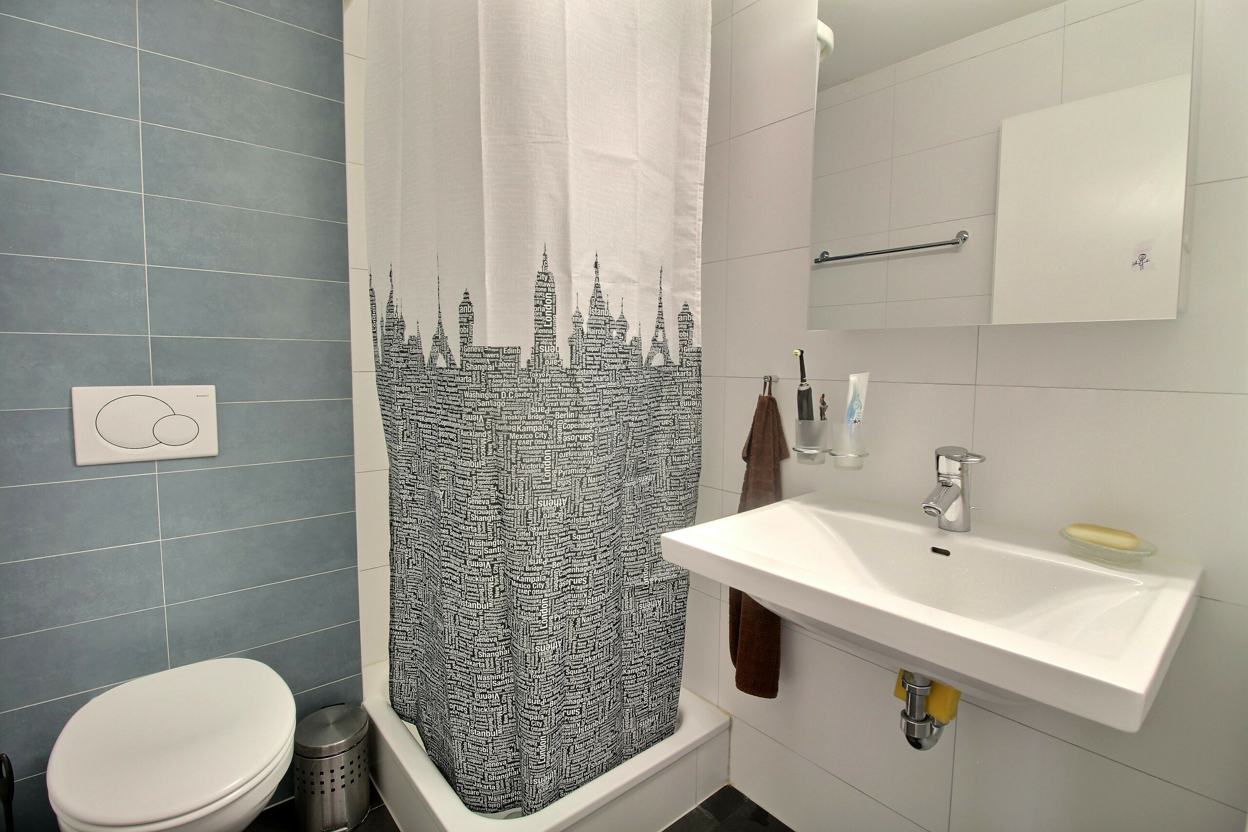salle de douche à l'étage