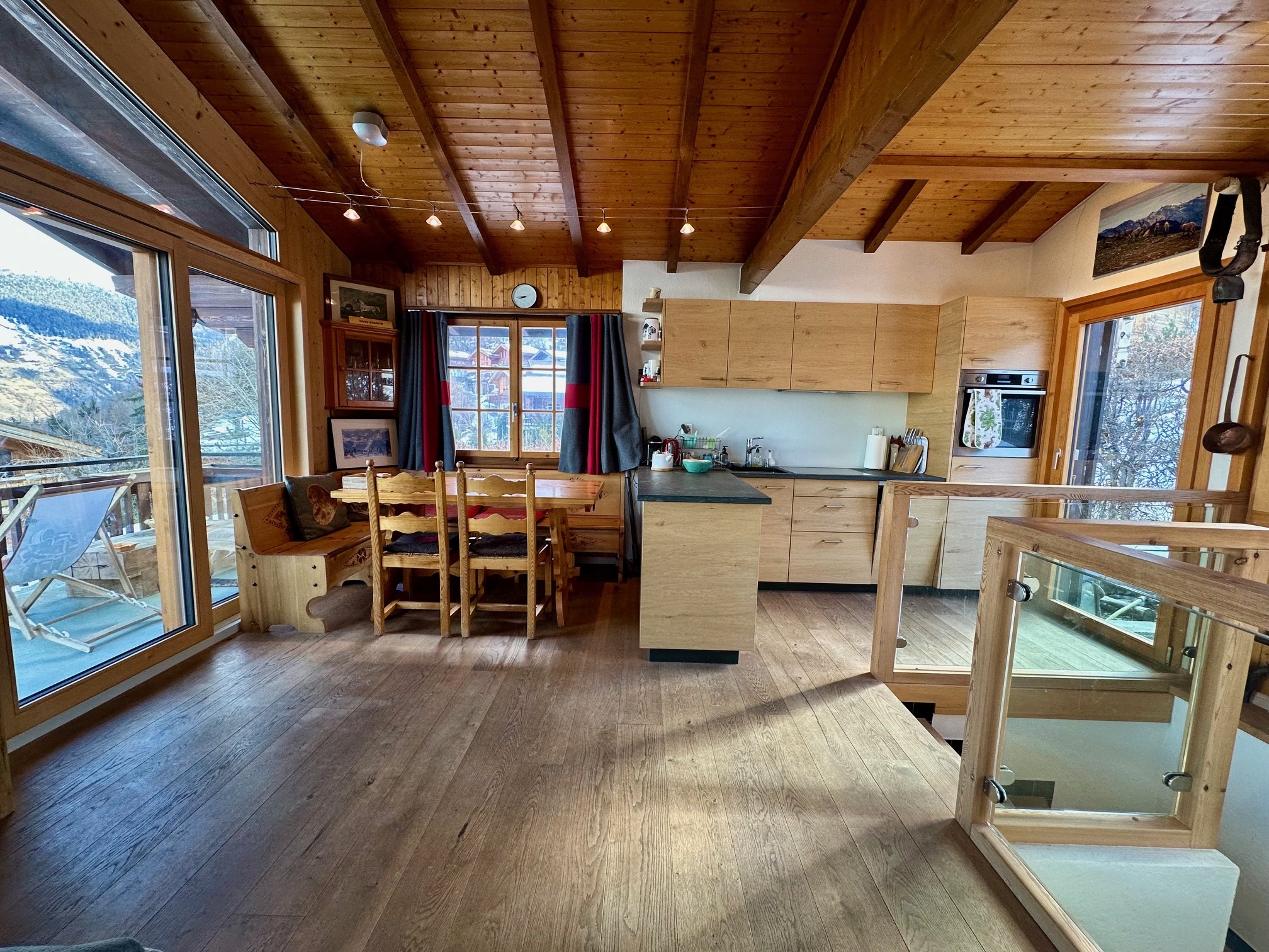 Interior view 5
