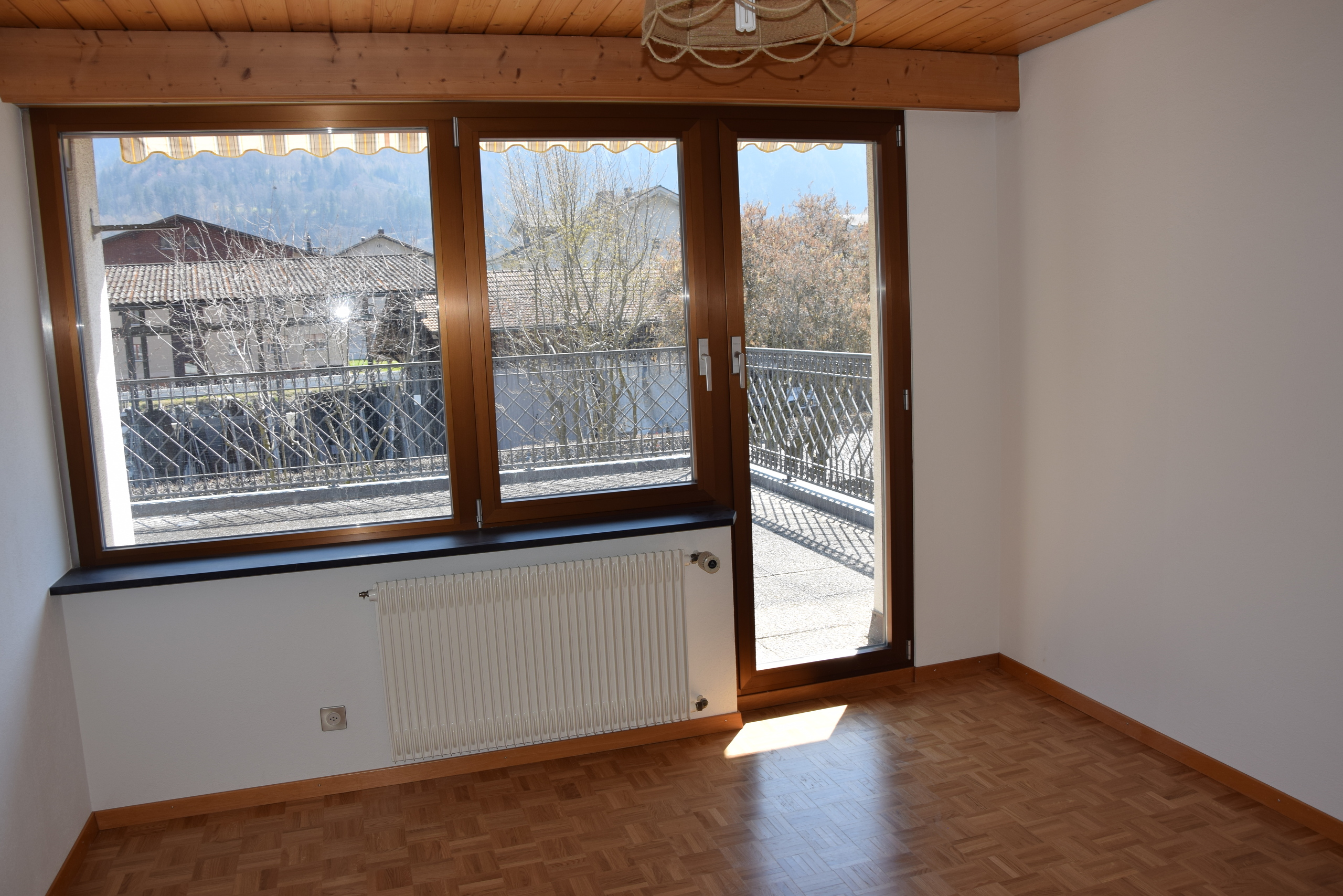 sep. Zimmer / Büro OG