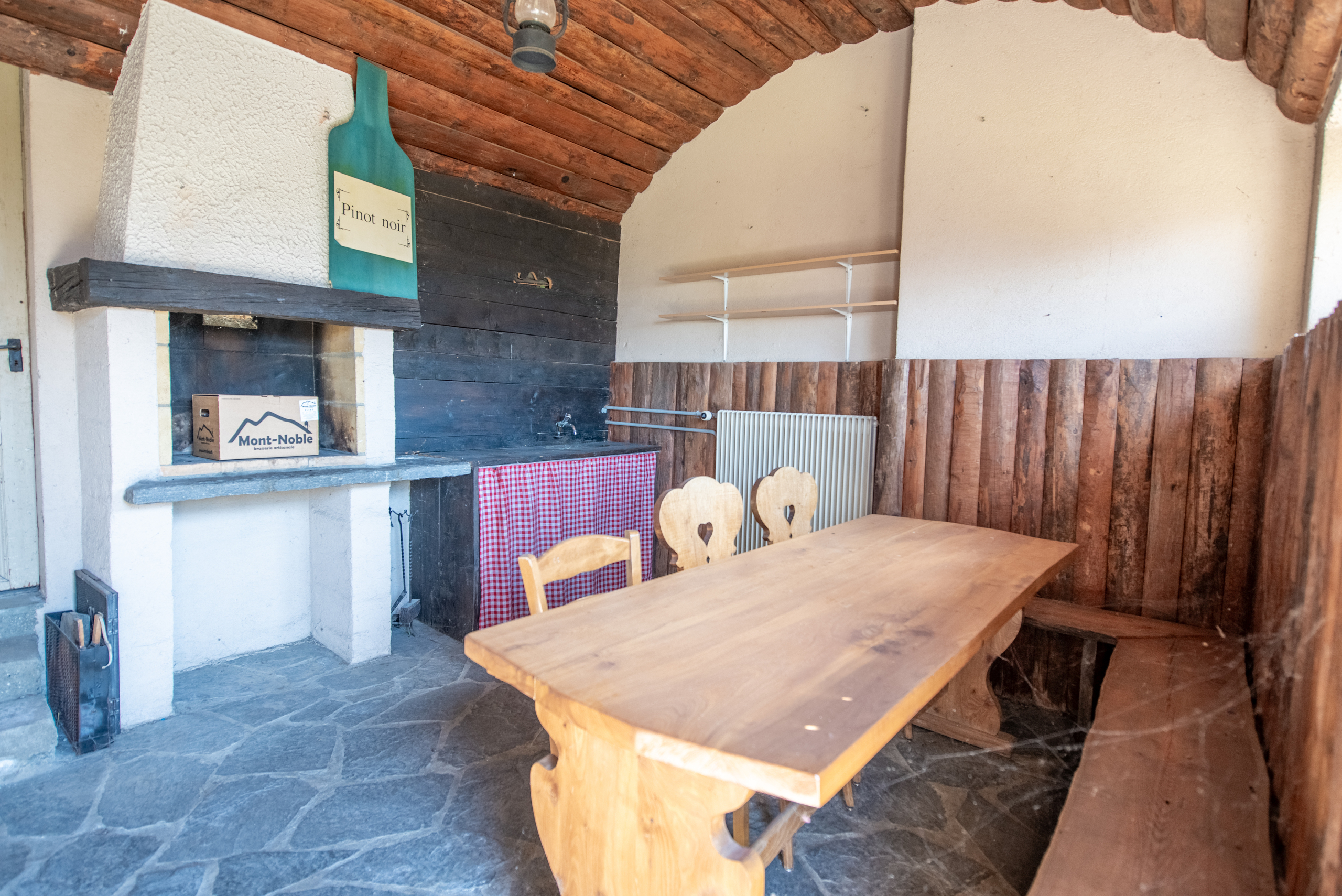 Interior view 16