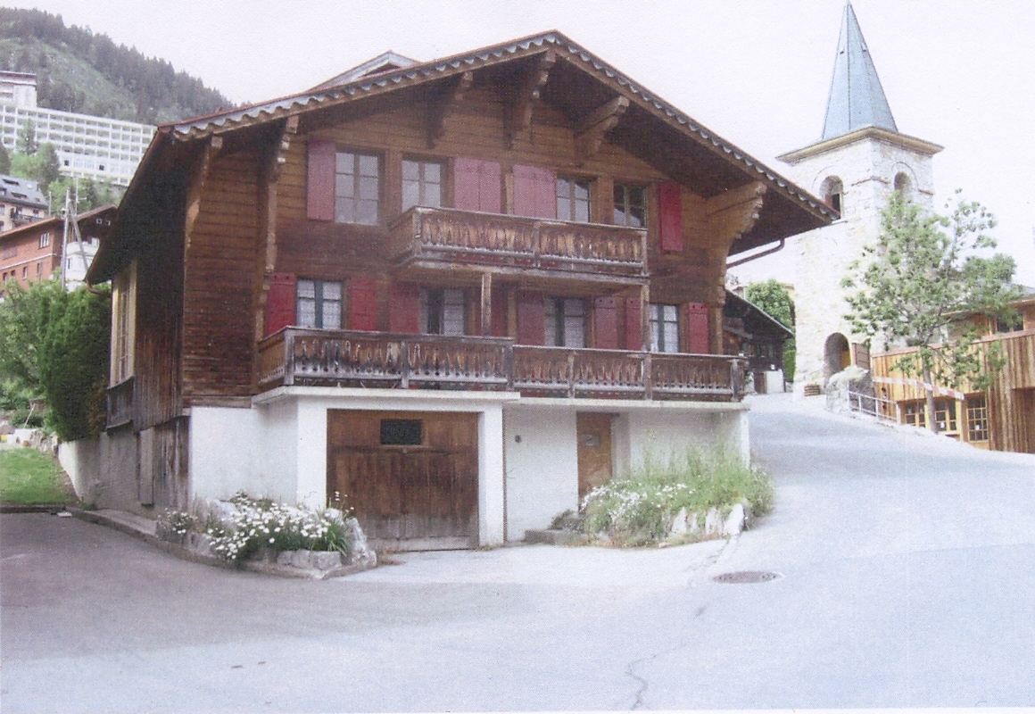 Photo 1