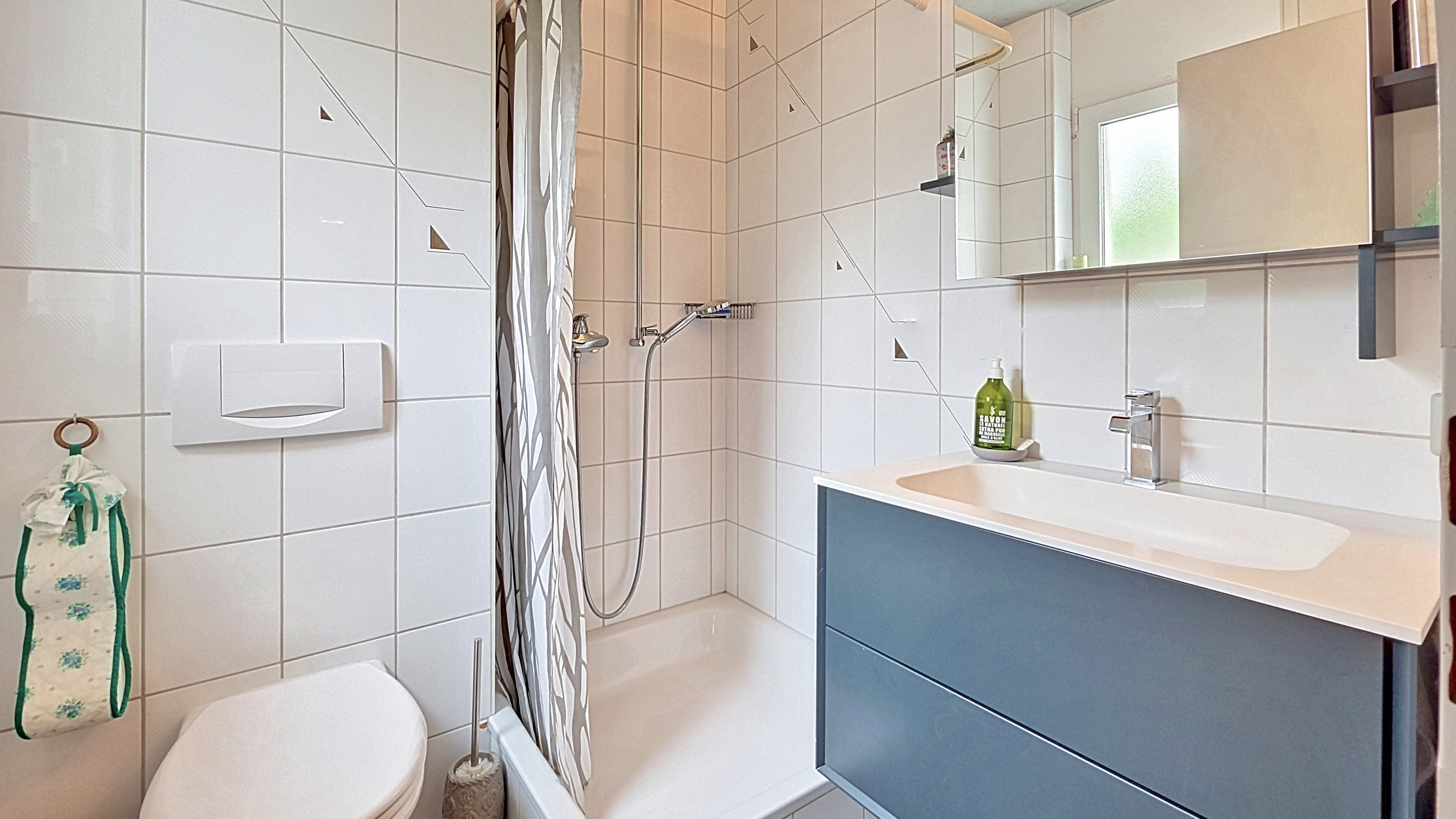 Salle de bain 1 - rez