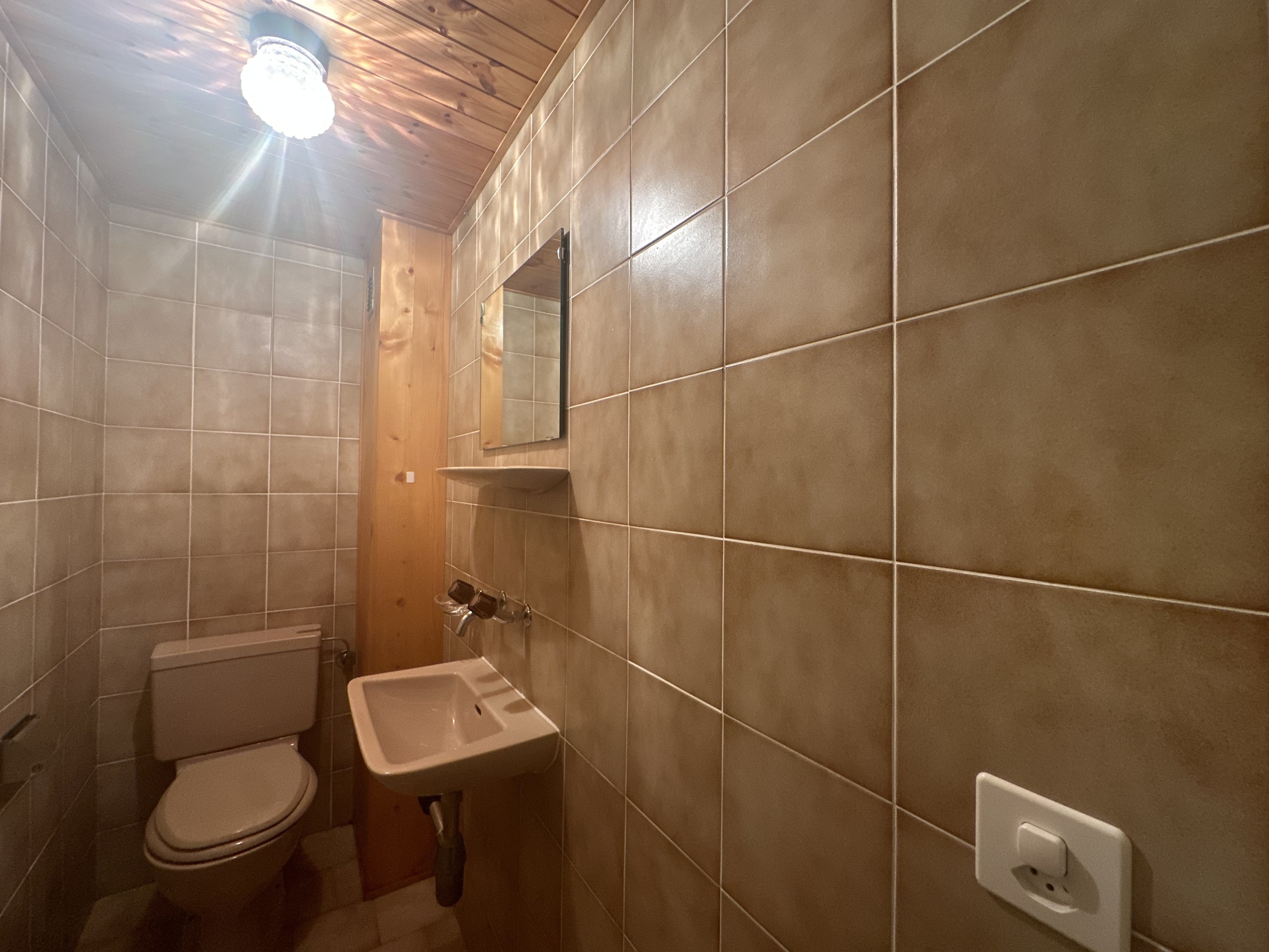Interior view 11