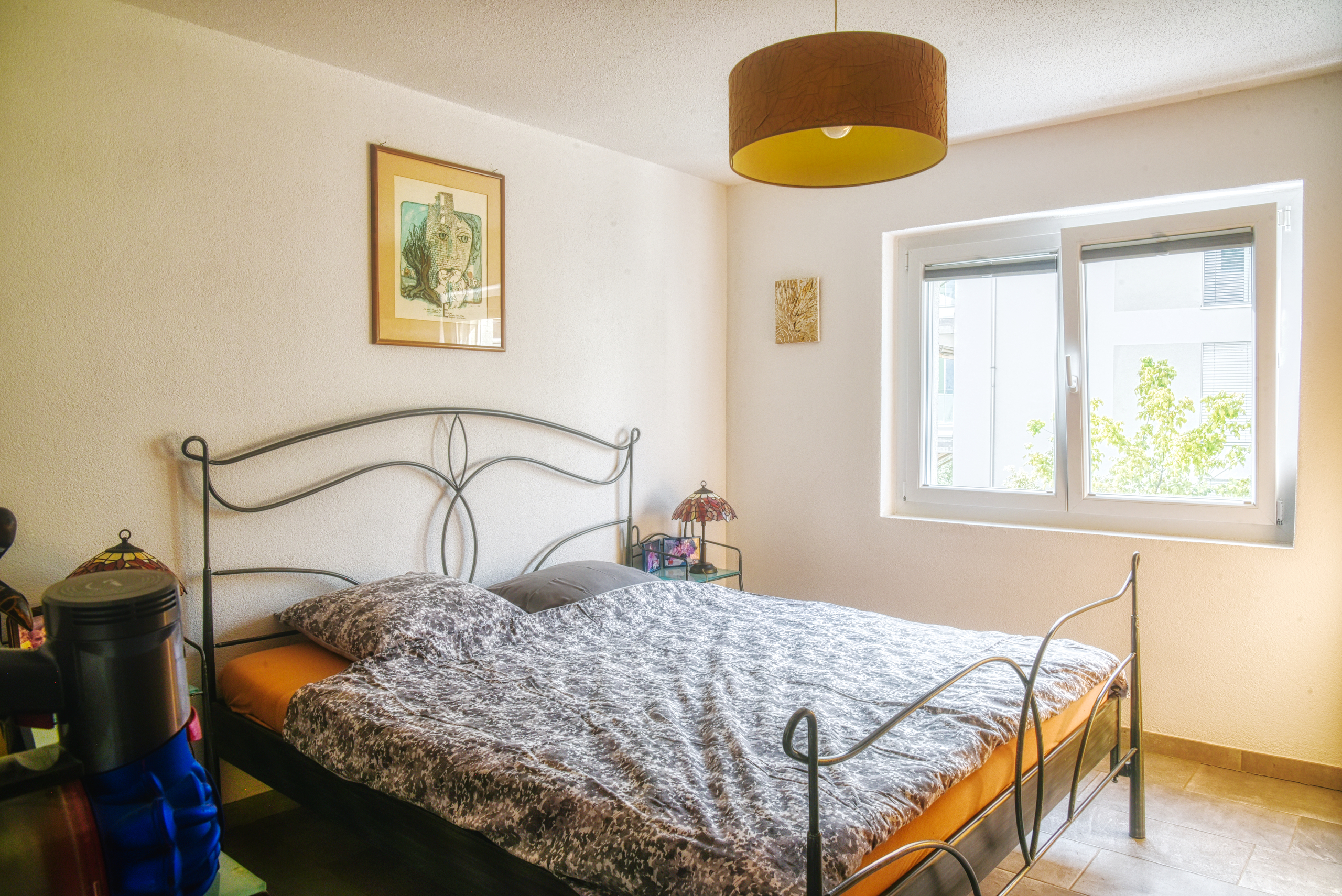 Appartement Sierre - Chambre à coucher 1 Appartement Sierre - Chambre à coucher 1
