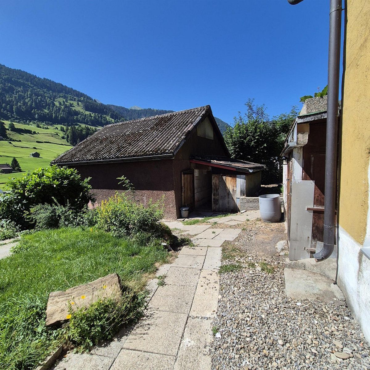 Photo 19