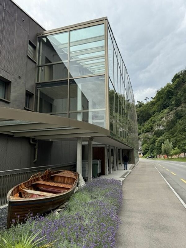 Photo 11