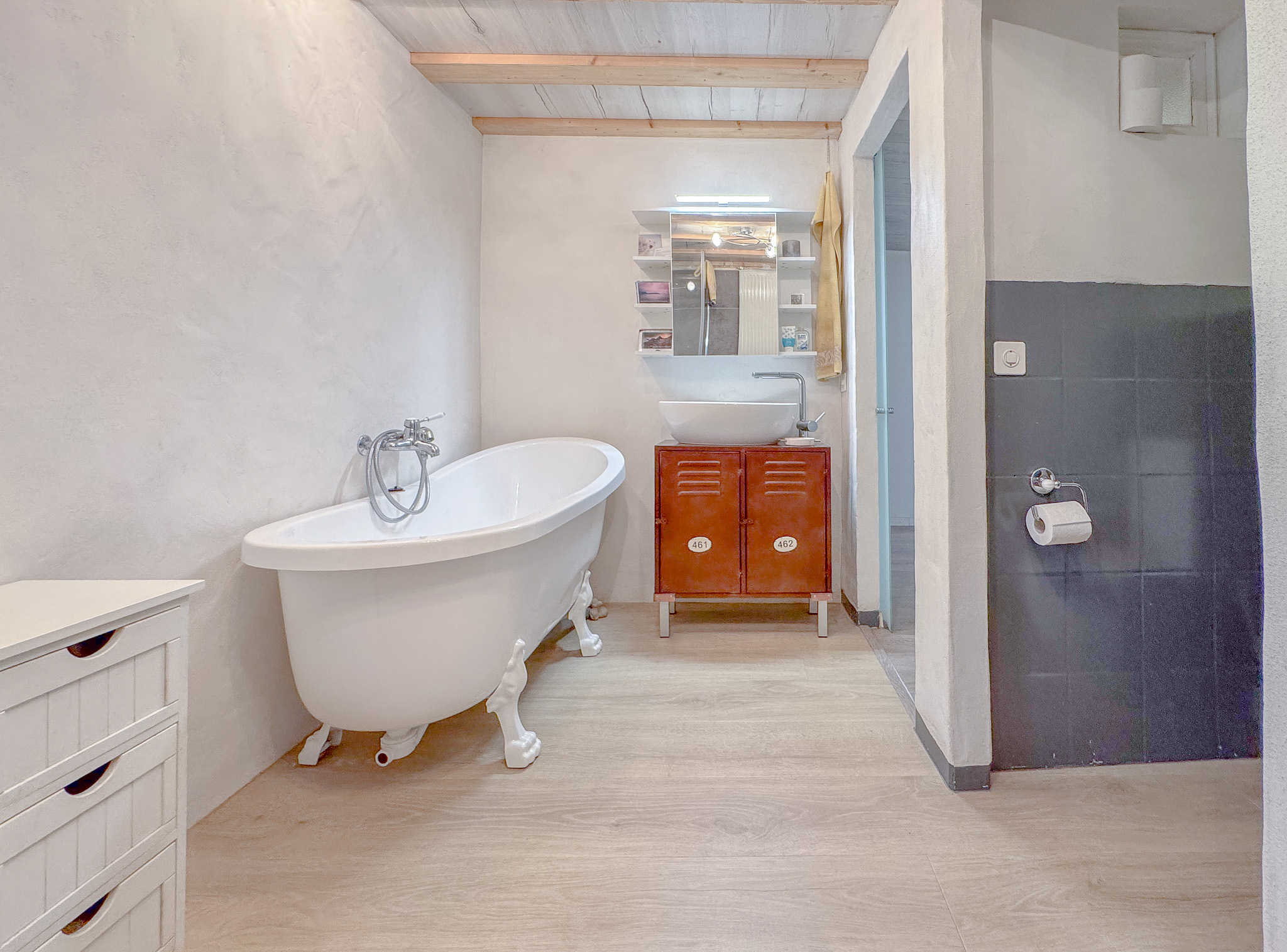 Rez-de-chaussée - salle d'eau