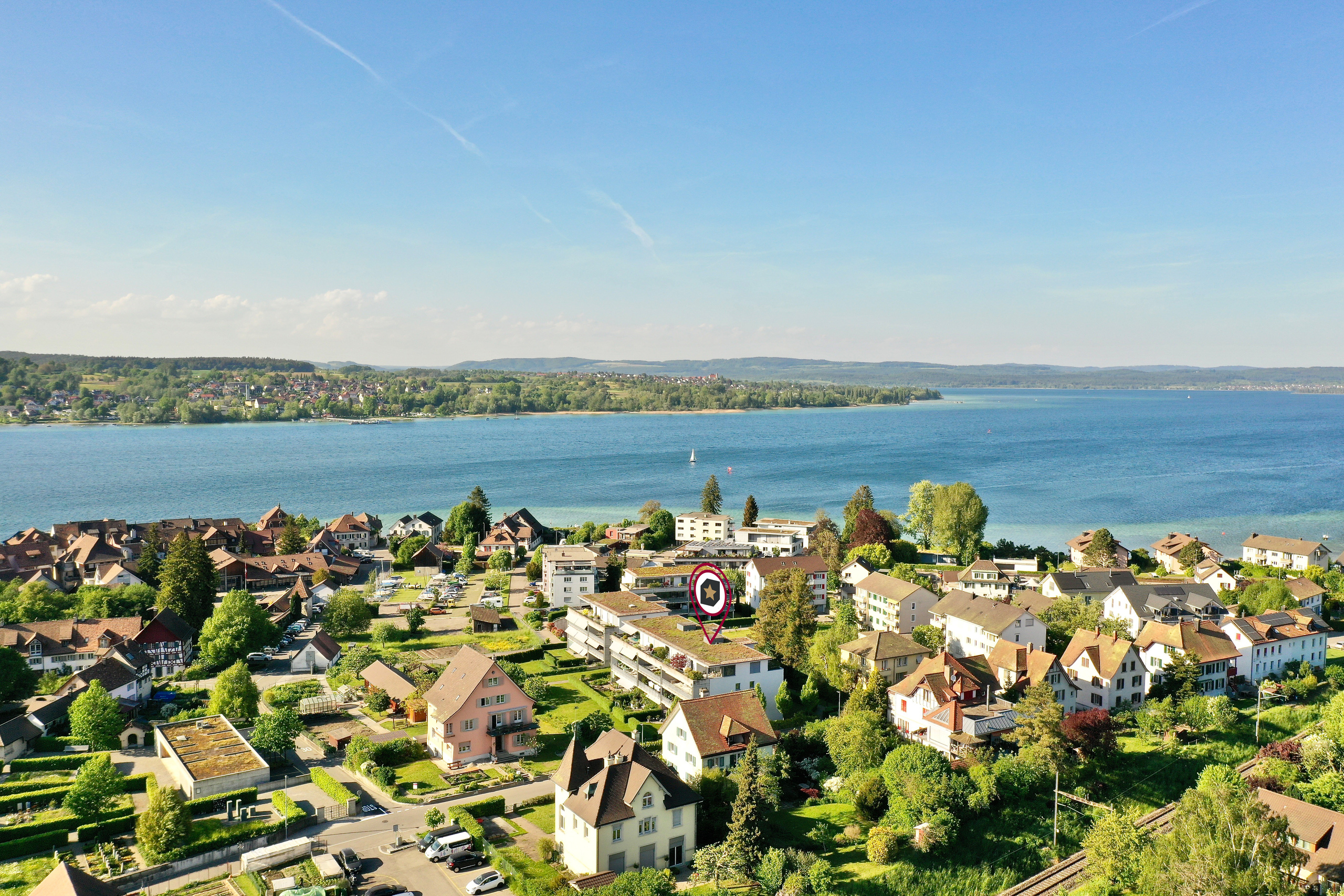 An ruhiger, seenaher und zentraler Lage von Steckborn. 