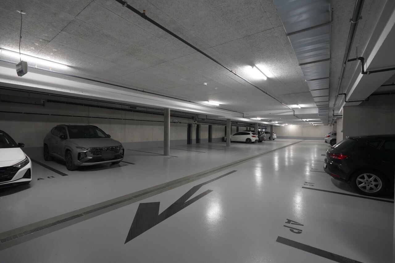 Interior view 3