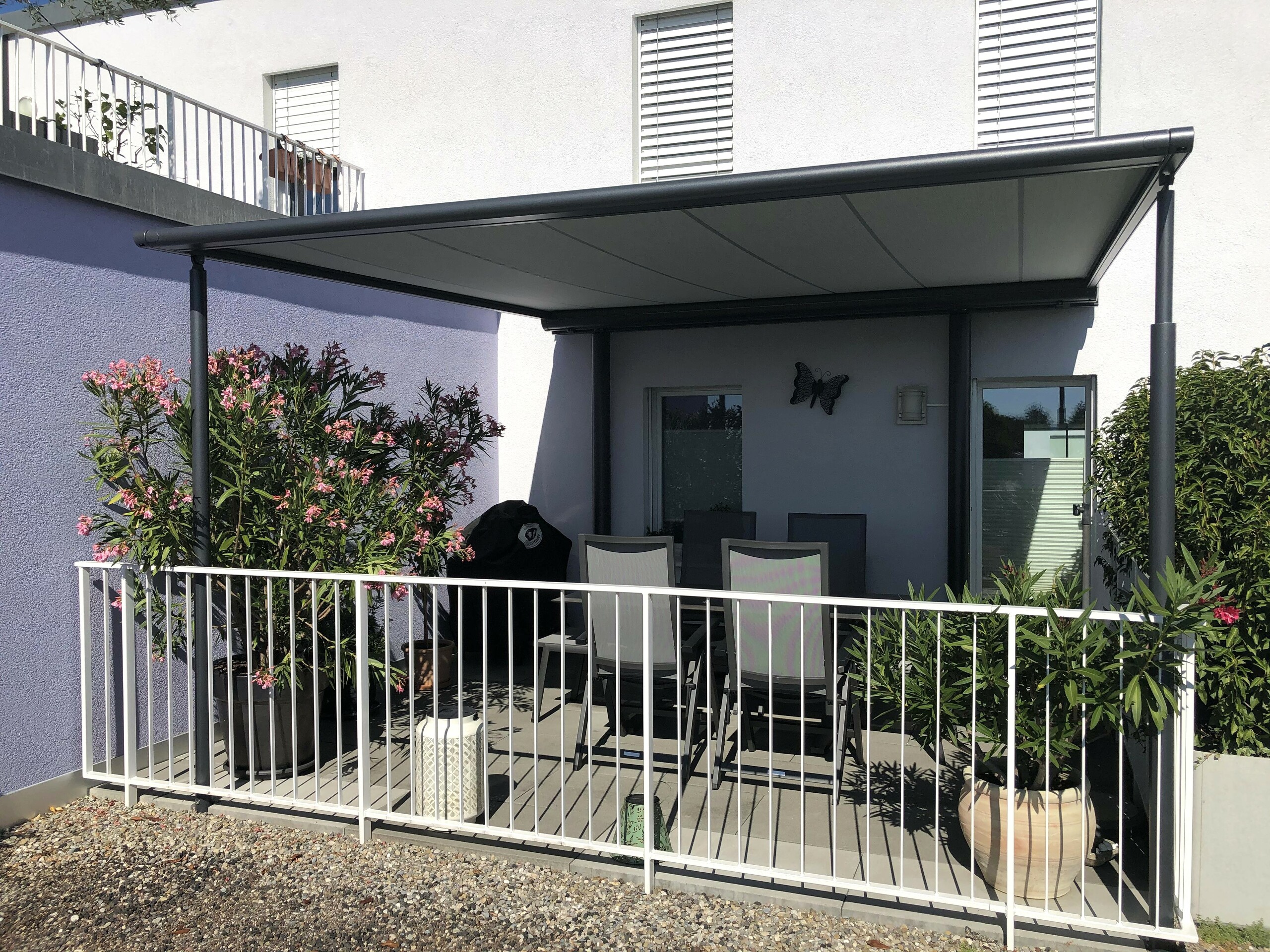 Terrasse mit Pergola 